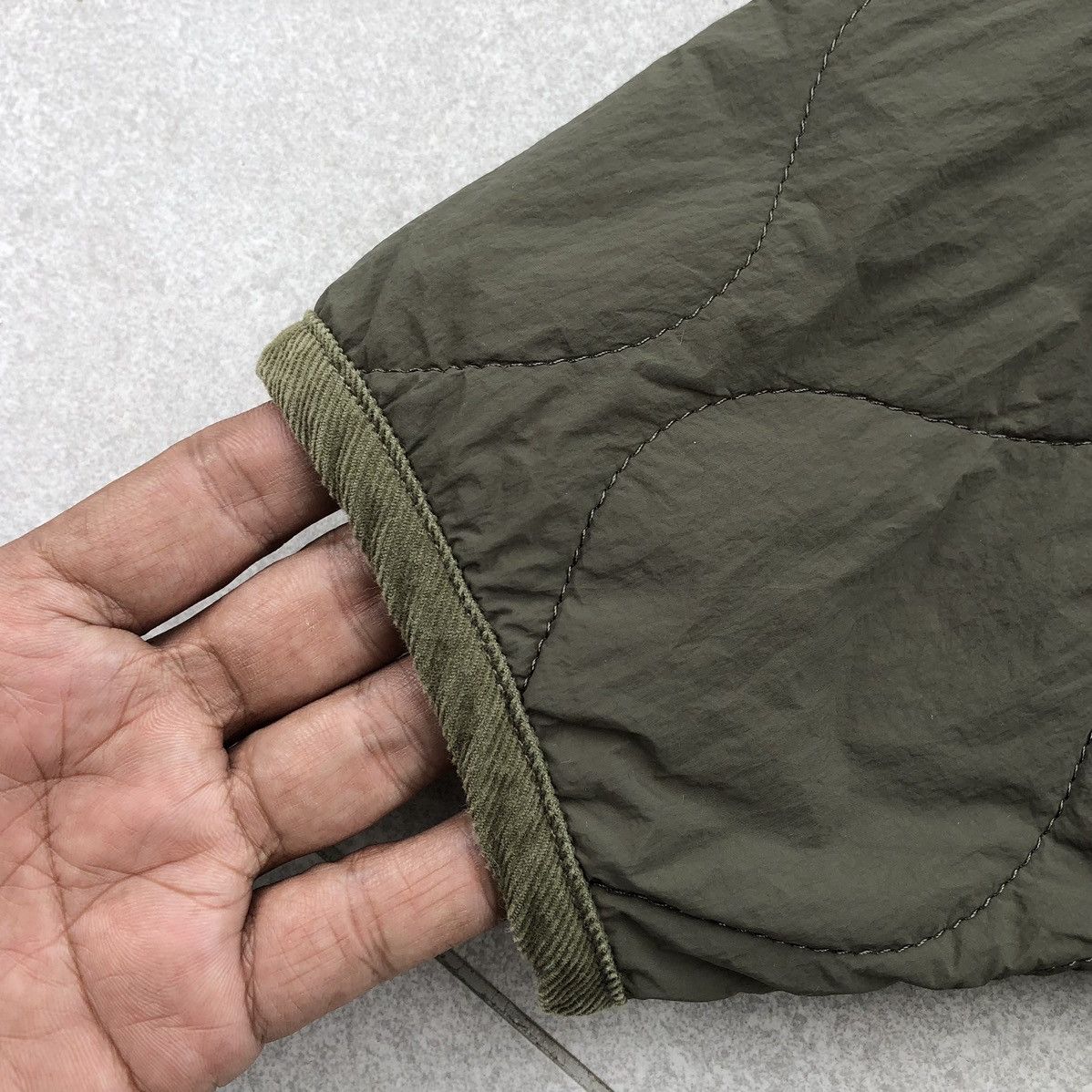 Japanese Brand Japanese Brand Quilted Lightwear Puffer Jacket Olive Green Size US L / EU 52-54 / 3 - 18 Thumbnail