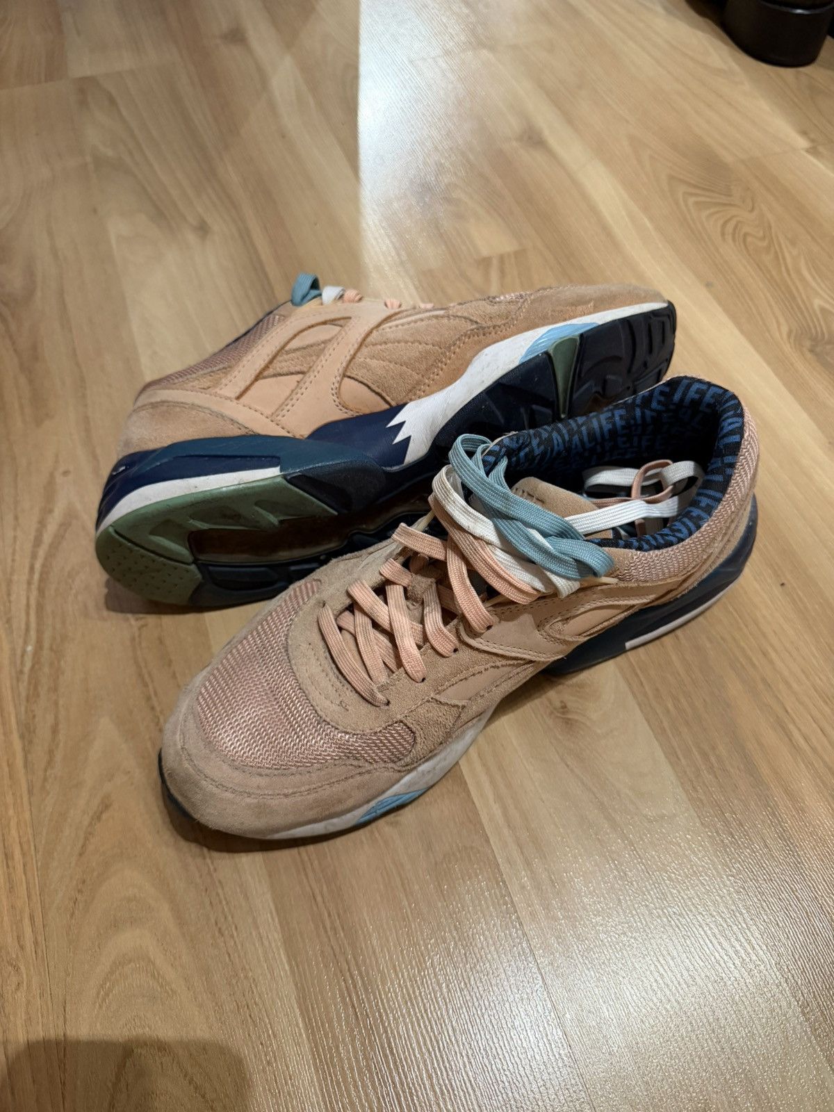 Alife × Puma Puma x ALIFE R698 Peach Suede Sneakers Size US 10 / EU 43 - 1 Thumbnail