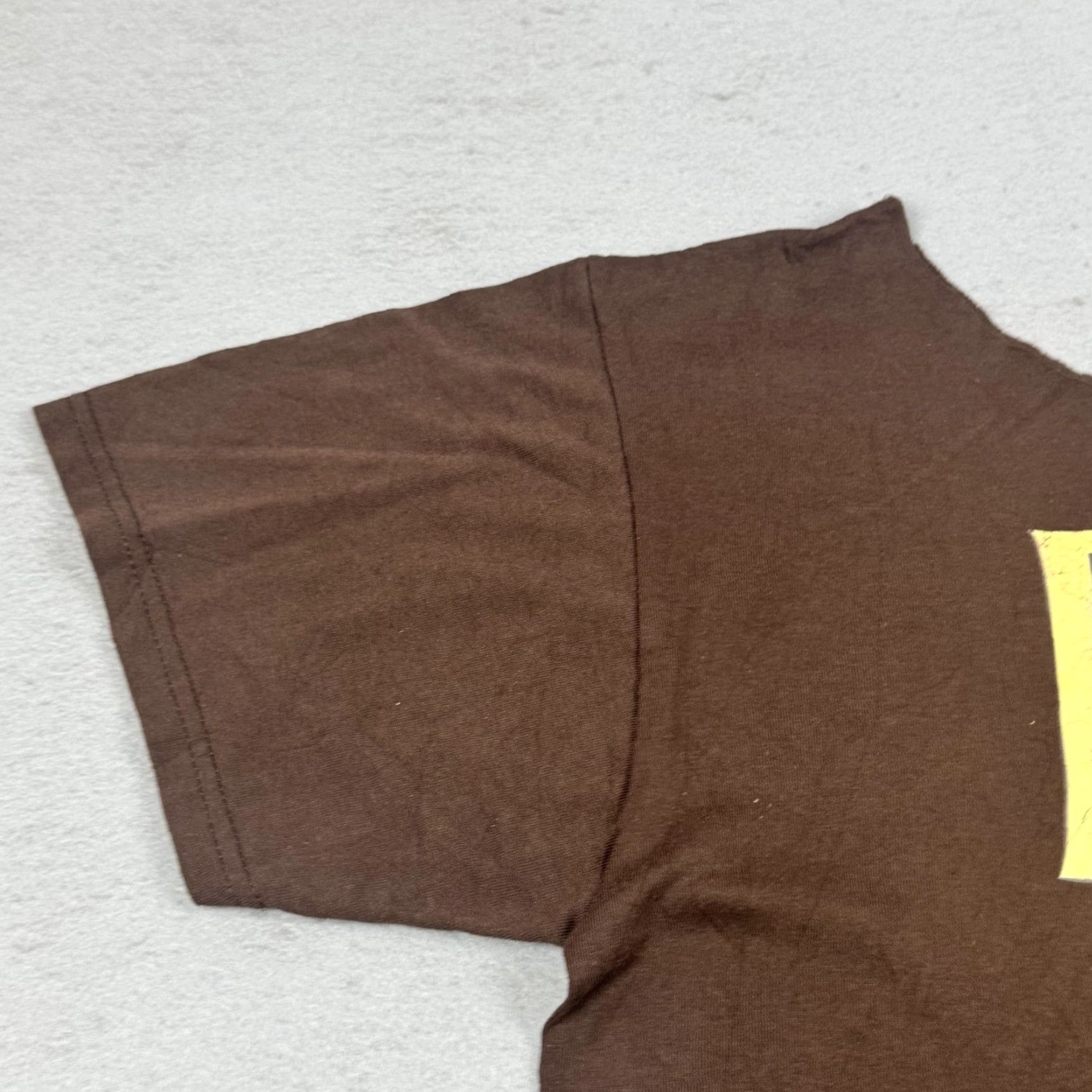 Vintage VINTAGE The Beatles Shirt Mens Large Brown Scoop Neck Graphic Band Tee Sgt Pepper Rock Size US XL / EU 56 / 4 - 3 Thumbnail
