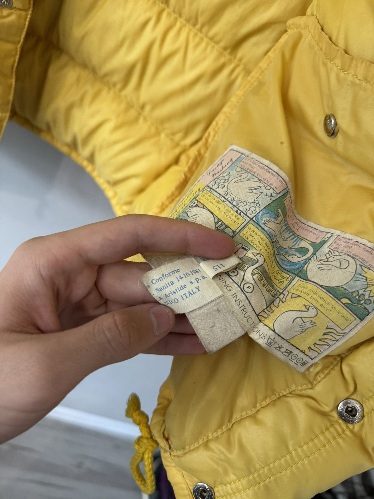 Moncler Moncler Yellow Down Puffer Vest Vintage Size US XL / EU 56 / 4 - 11 Thumbnail