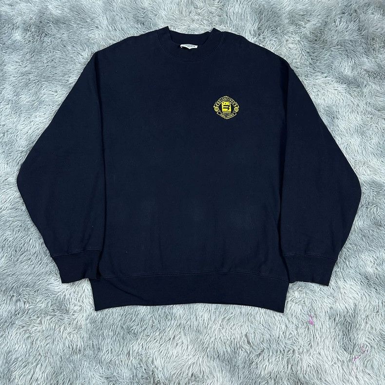 Balenciaga Balenciaga Manchester United embroidered logo sweater Size US XS / EU 42 / 0 - 1 Thumbnail