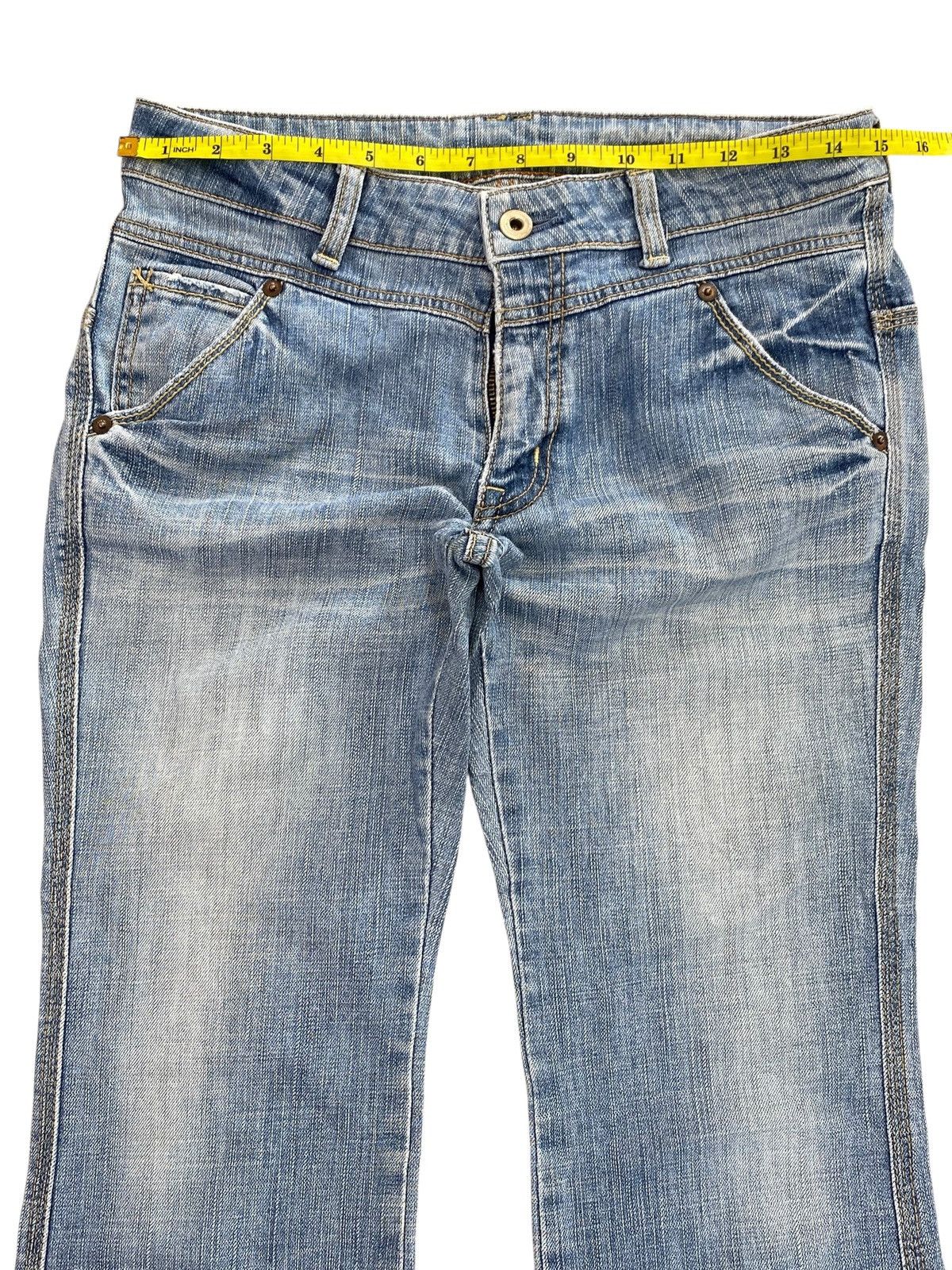 Japanese Brand Queen’s Low Brand Faded Wash Style Flare Jeans Size US 30 / EU 46 - 9 Thumbnail