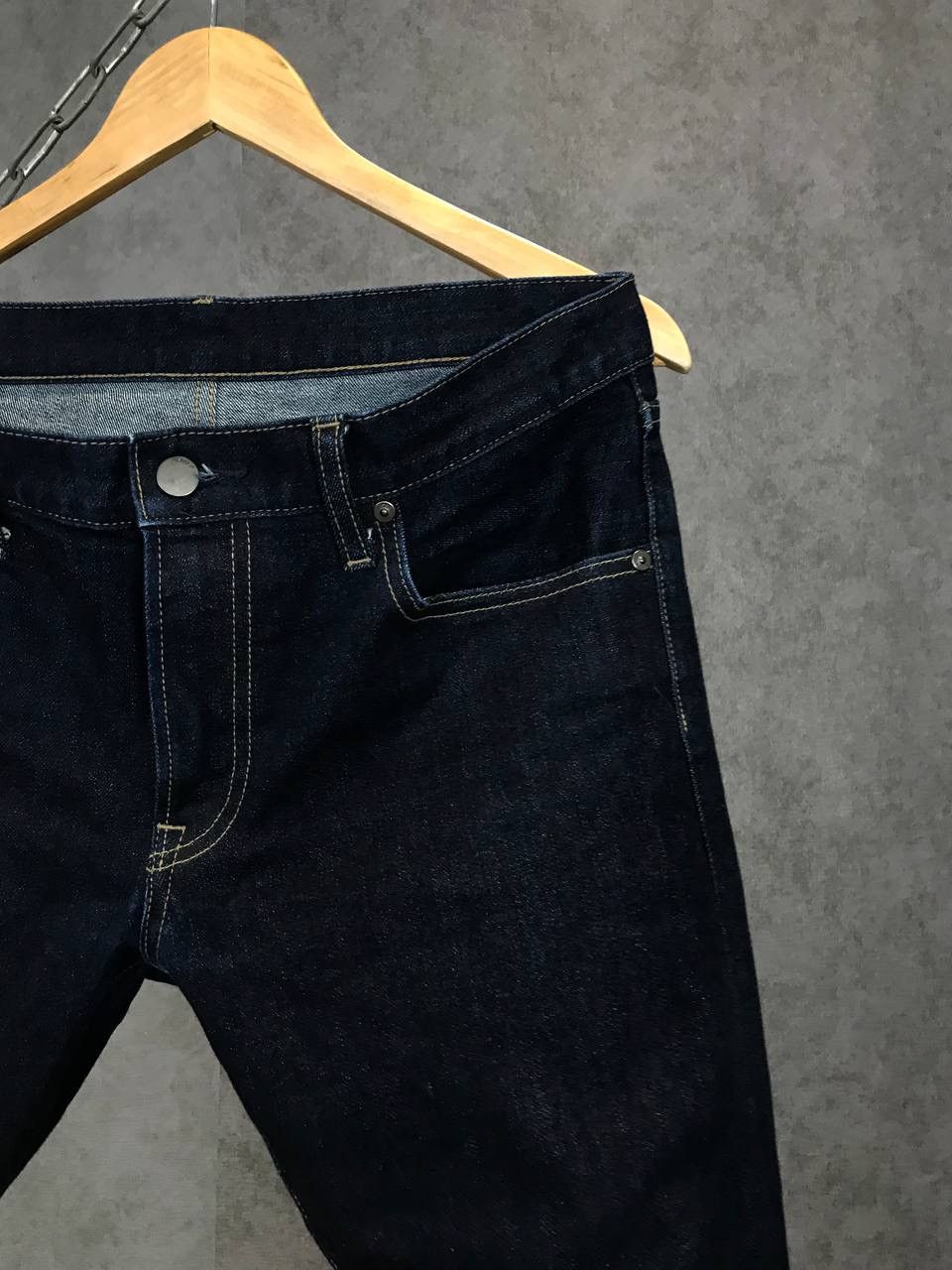Uniqlo Uniqlo Japanese Selvedge jeans Size US 32 / EU 48 - 2 Thumbnail