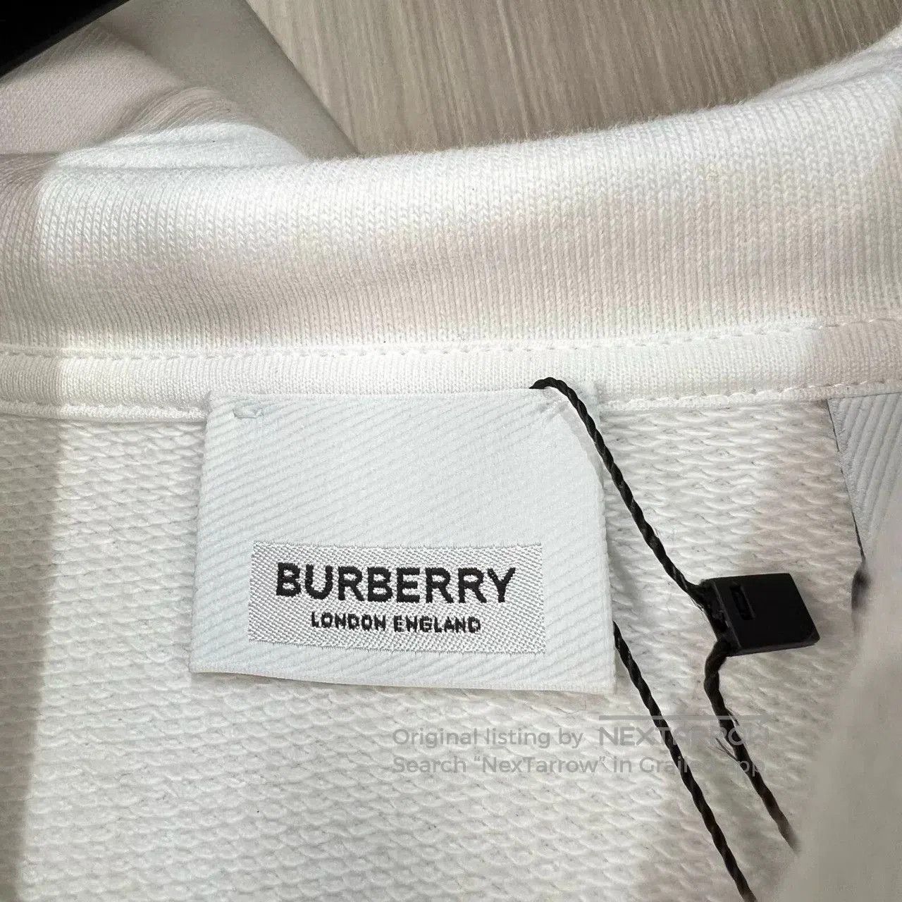 Burberry Burberry Embroidered Deer Letter Hoodie. Size XS / US 0-2 / IT 36-38 - 6 Thumbnail