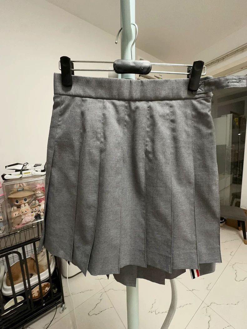 Thom Browne Thom Browne Classic pleated skirt Size 24" / US 00 / IT 34 - 1 Thumbnail