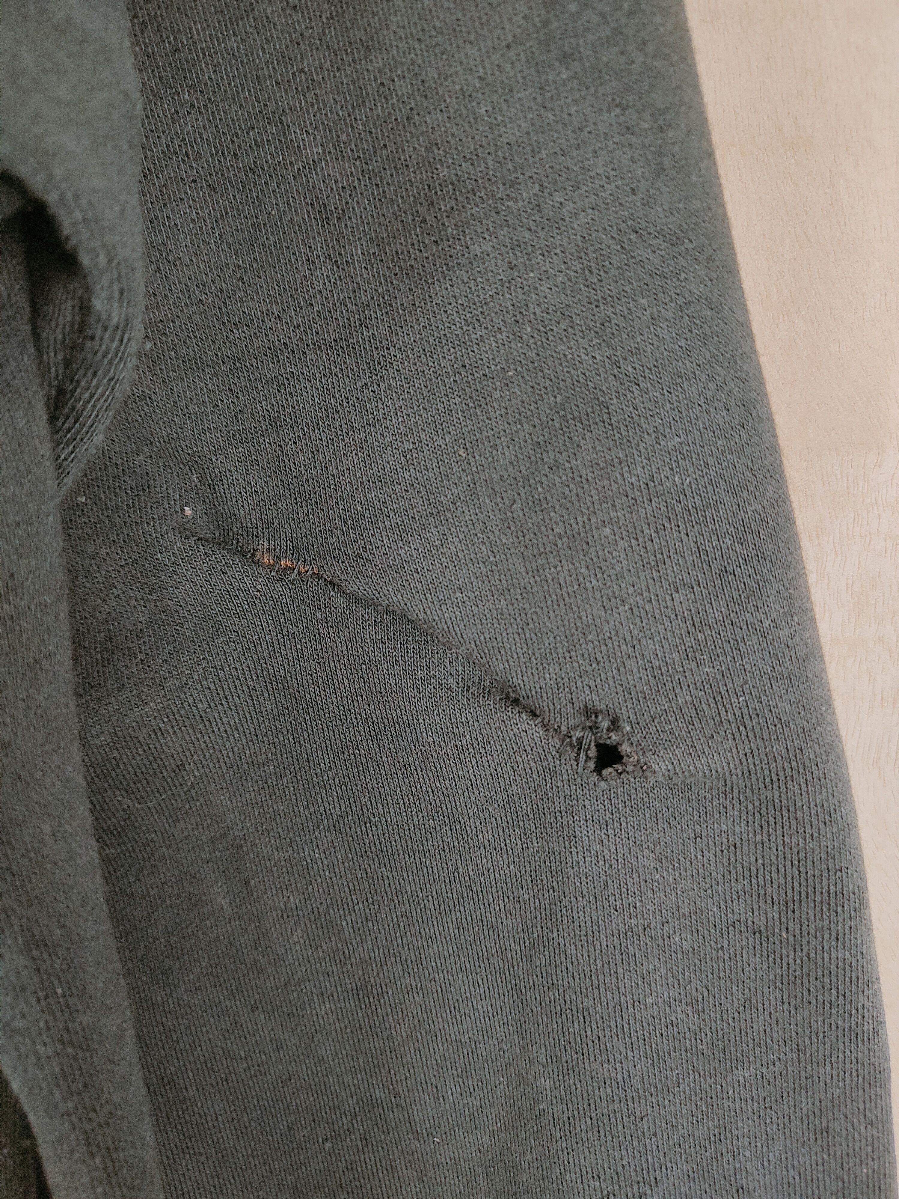 Airwalk Airwalk vintage Black Faded Sweaters #S2597 Size US M / EU 48-50 / 2 - 8 Thumbnail