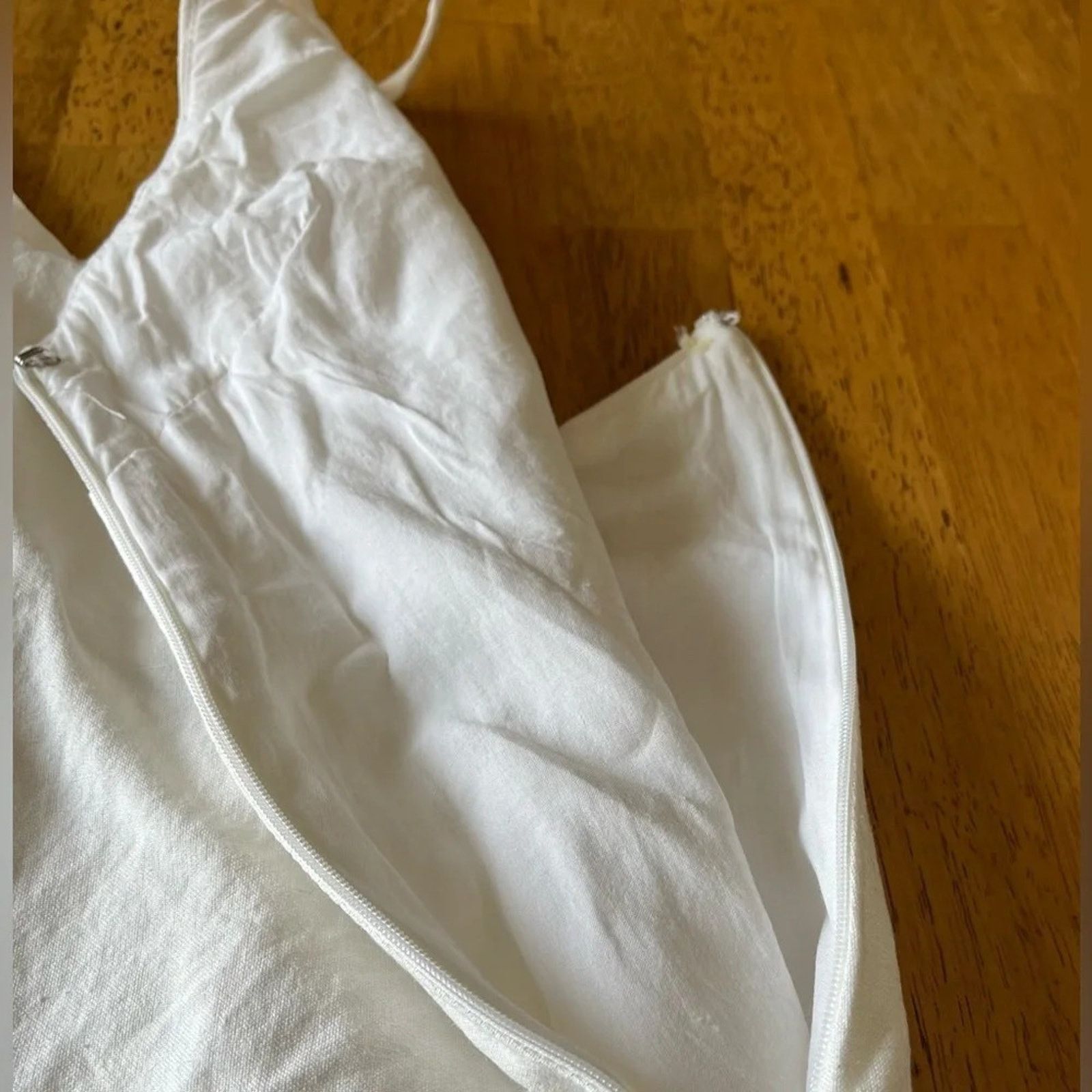 The Unbranded Brand Lulus split ends white mini dress w/spaghetti strap, size M Size M / US 6-8 / IT 42-44 - 4 Thumbnail