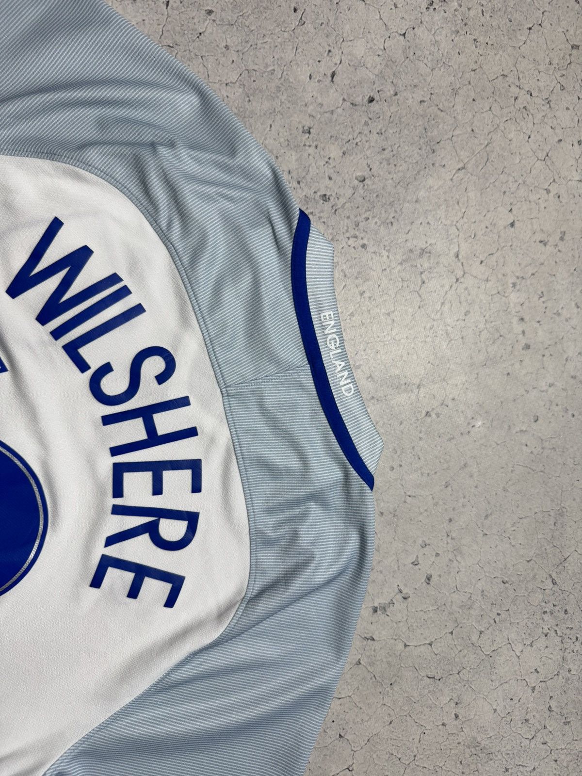 Nike Nike England Team Jack Wilshere #18 Vintage Soccer Jersey Size US S / EU 44-46 / 1 - 13 Thumbnail