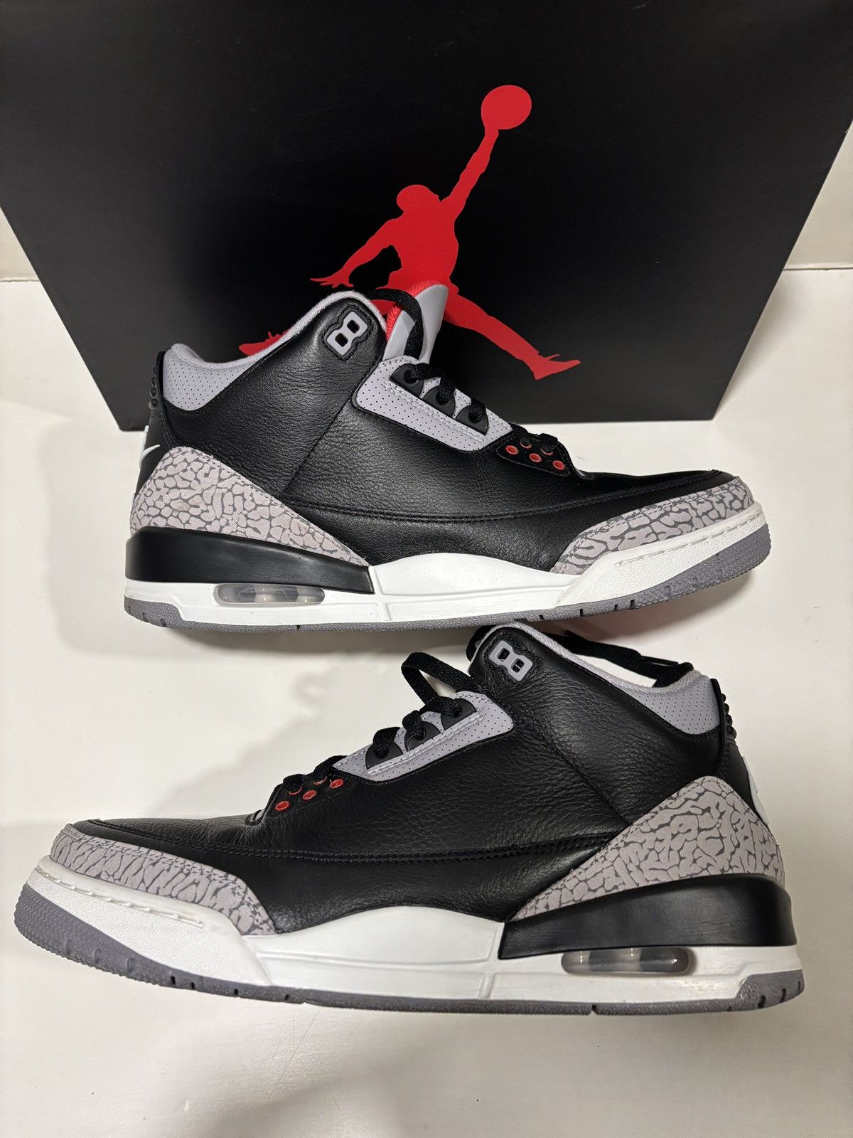 Jordan Brand Jordan 3 Retro OG Black Cement (2024) Size US 12 / EU 45 - 2 Thumbnail