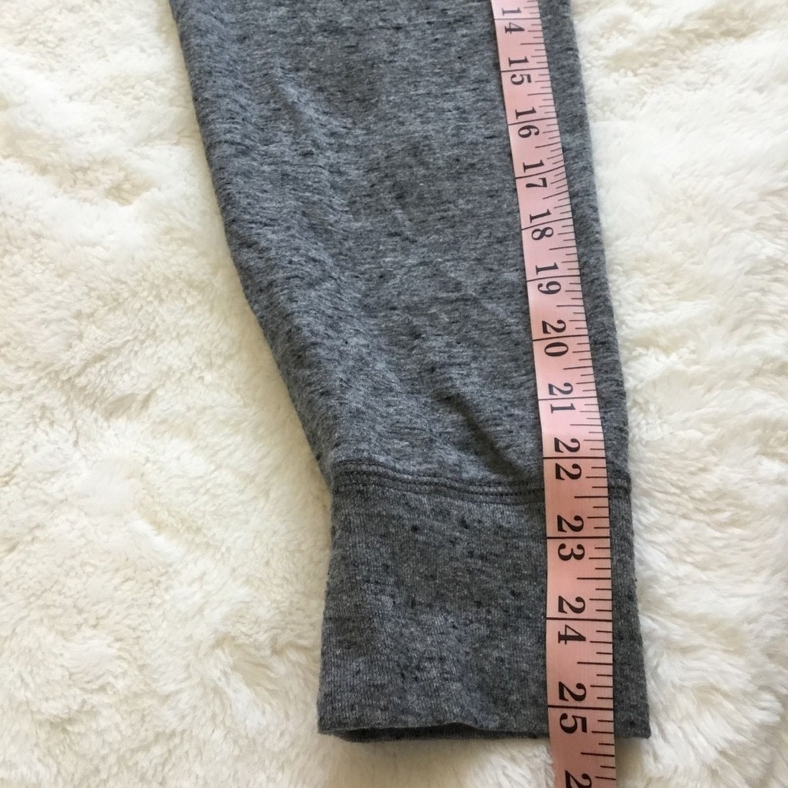 American Eagle Outfitters American Eagle Outfitters Gray Soft Hoodie Size M / US 6-8 / IT 42-44 - 14 Thumbnail