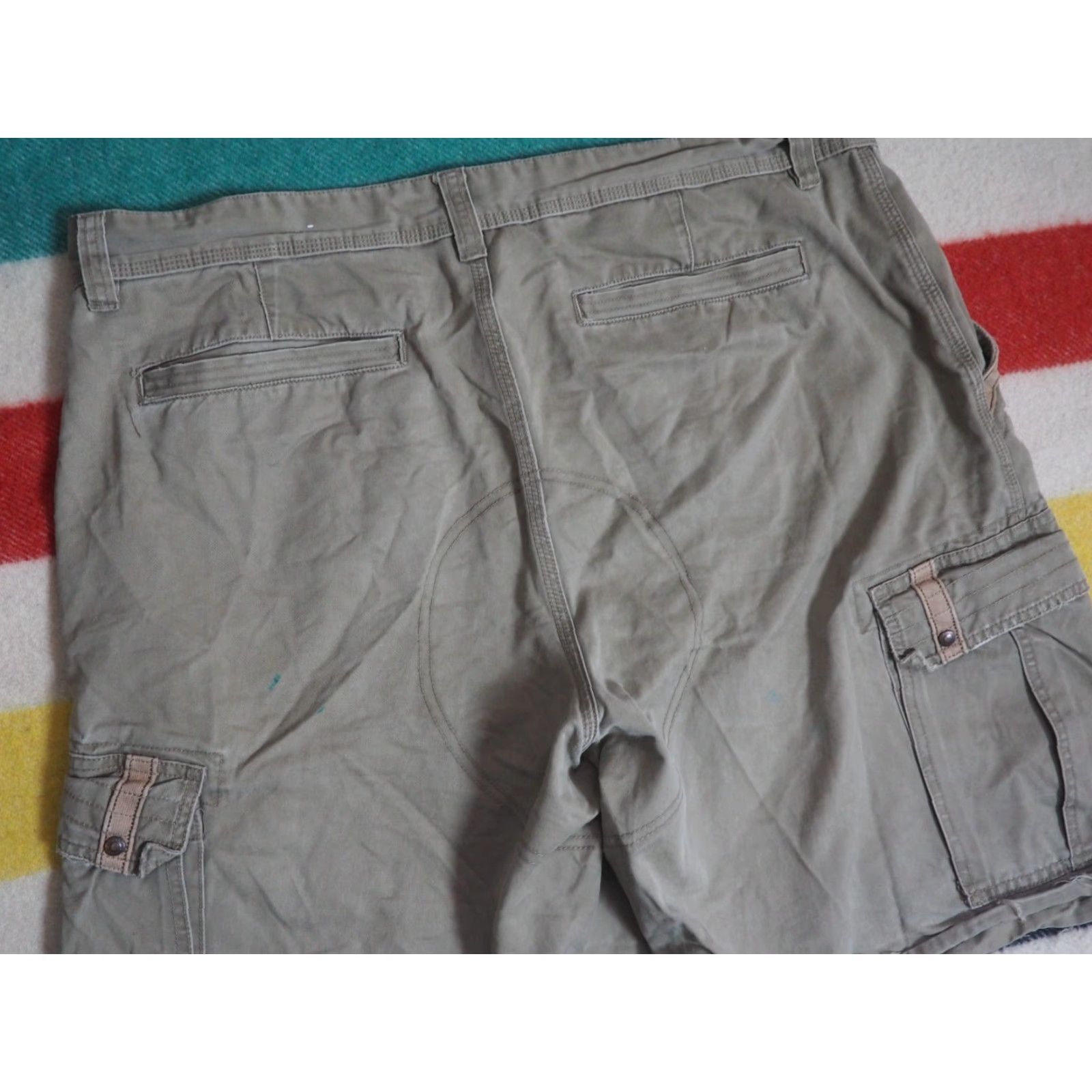 Old Navy VINTAGE Old Navy Cargo Shorts Mens Regular 40W Gray Fatigue Pockets Casual 2000s Army 22" length Size US 40 / EU 56 - 4 Thumbnail