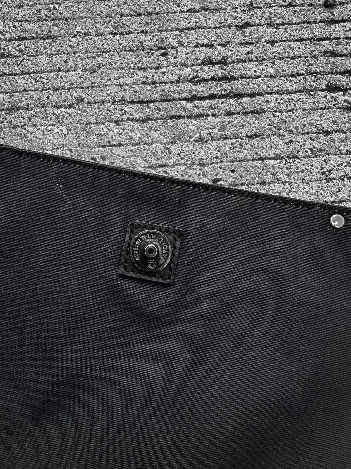 Jean Paul Gaultier Jean Paul Gaultier Black Dragon Crossbody Bag Size ONE SIZE - 8 Thumbnail