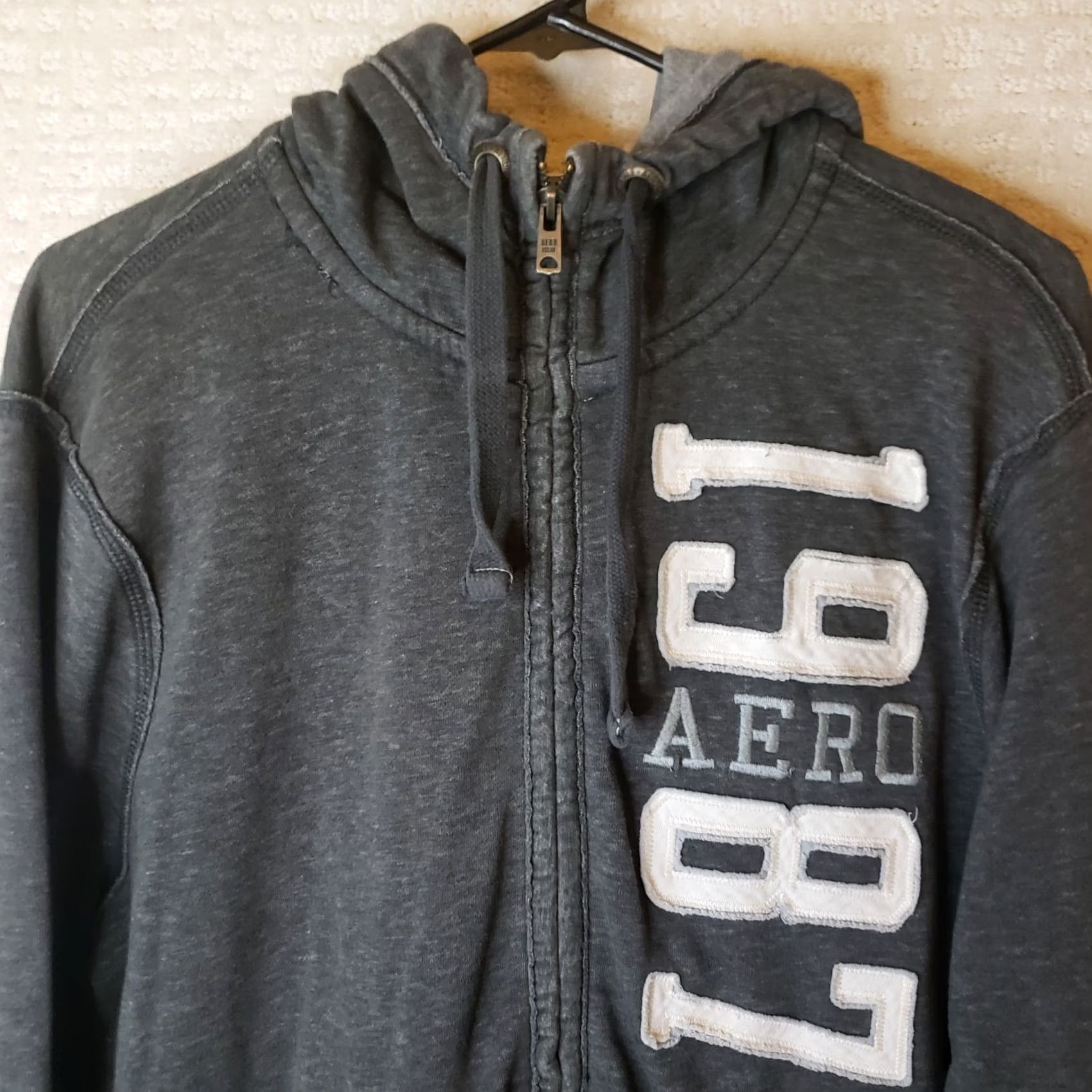 Vintage Aeropostale Men's Dark Gray Full Zip Hoodie L Embroidered Retro 1987 Theme Size US L / EU 52-54 / 3 - 5 Thumbnail