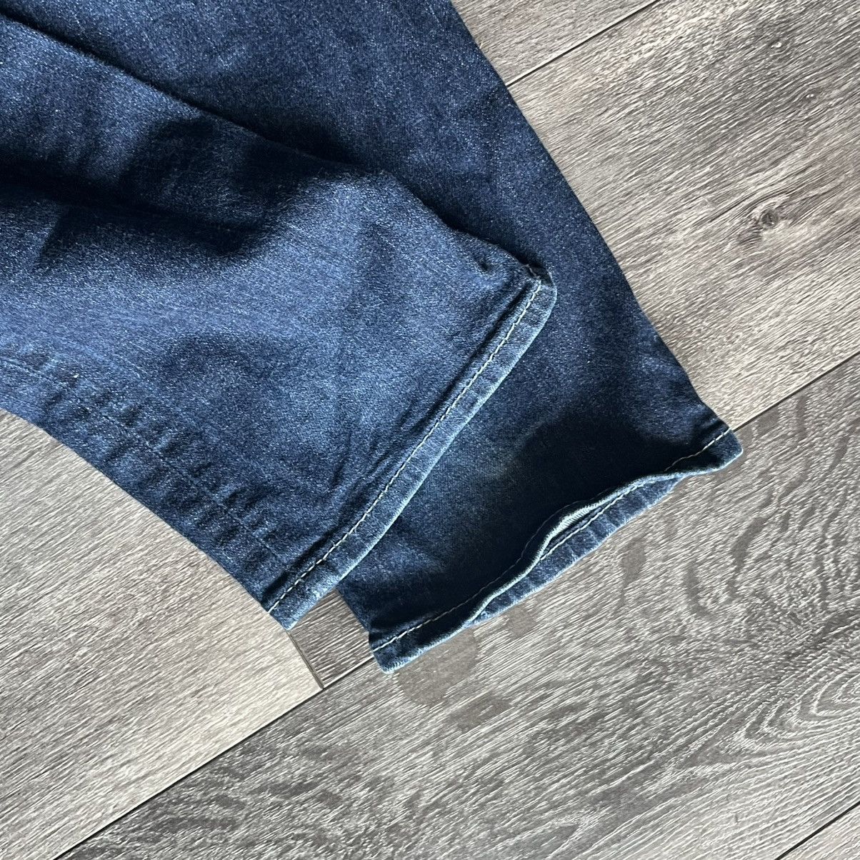 True Religion Vintage True Religion Studded Logo Low Rise Straight Jeans Size 25" / US 0 / IT 36 - 5 Thumbnail