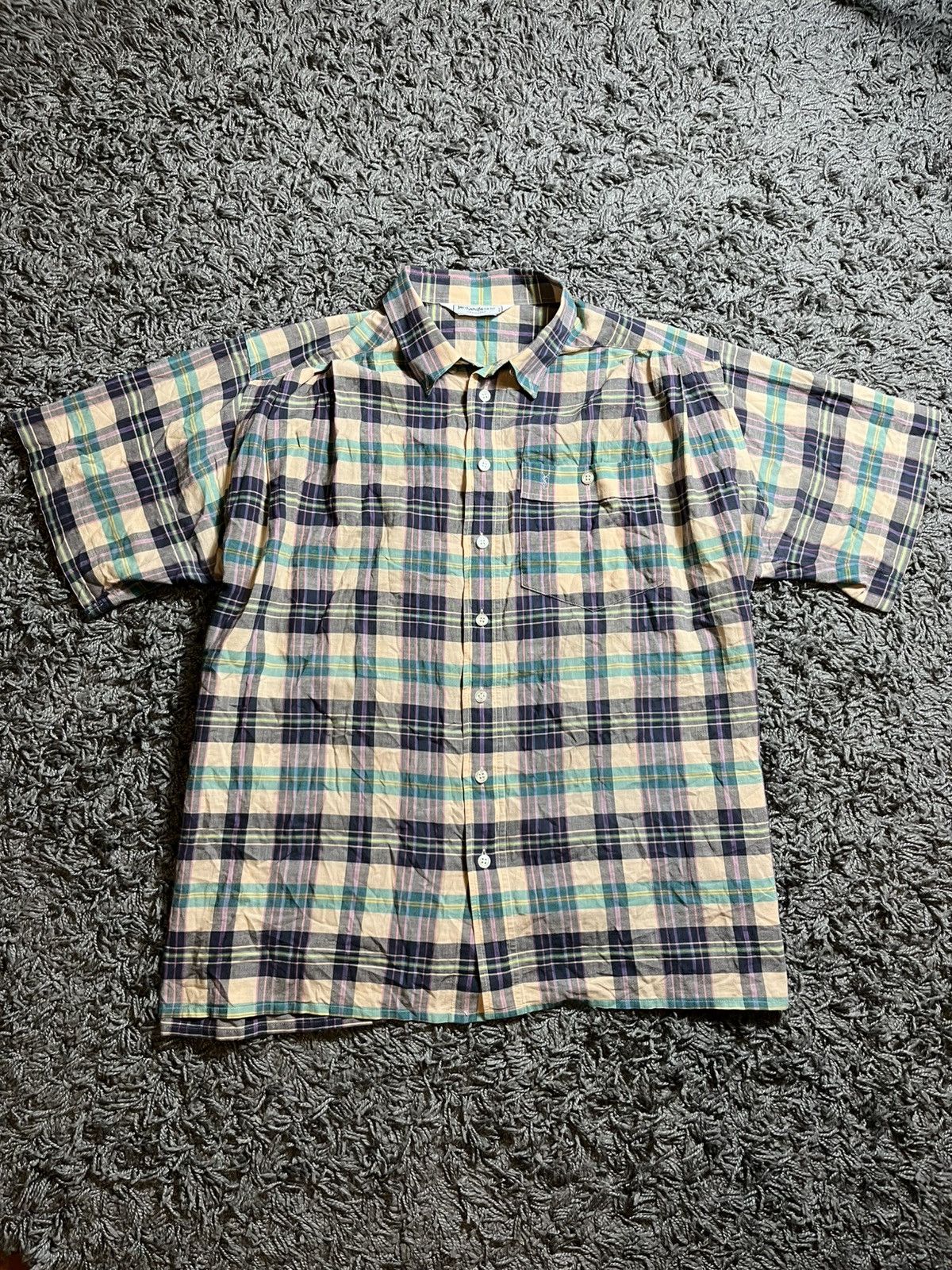 Yves Saint Laurent YVES SAINT LAURENT VINTAGE 90s HEART-POCKET T-SHIRT Size US XL / EU 56 / 4 - 1 Thumbnail