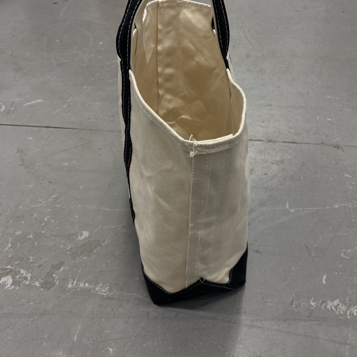 Japanese Brand × L.L. Bean × Vintage Vtg LL Bean Boat & Tote Ivory/Black Beta Systems Software US Size ONE SIZE - 6 Thumbnail