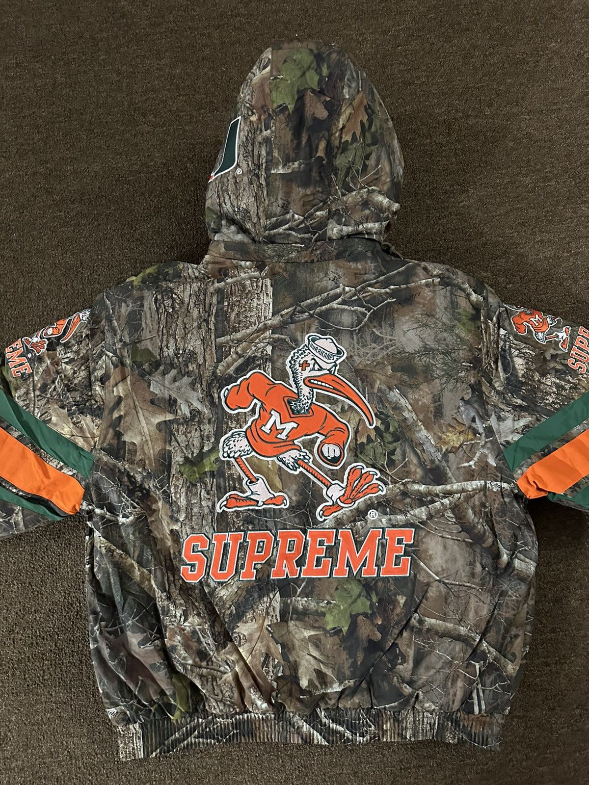 Mitchell & Ness × Ncaa × Supreme Supreme Mitchell & Ness