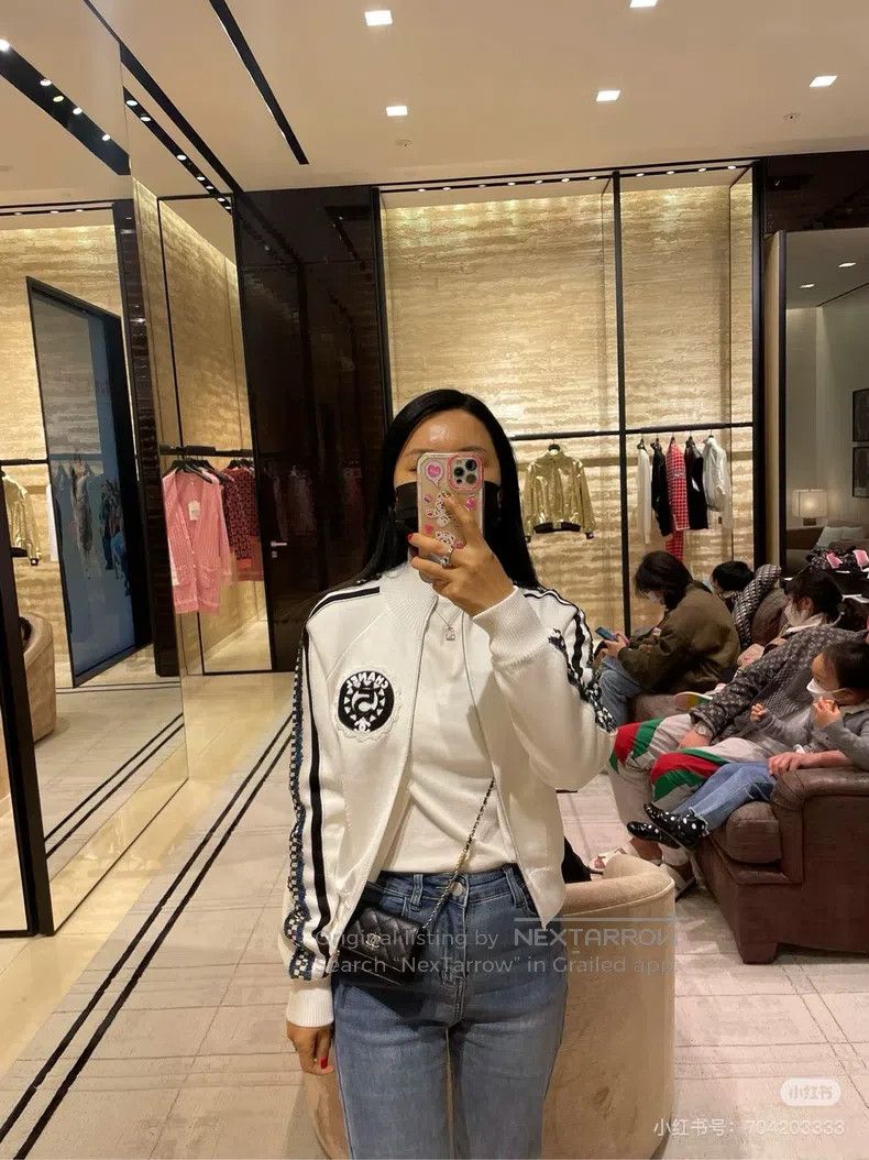 Chanel Chanel White knitted coat Size M / US 6-8 / IT 42-44 - 5 Thumbnail