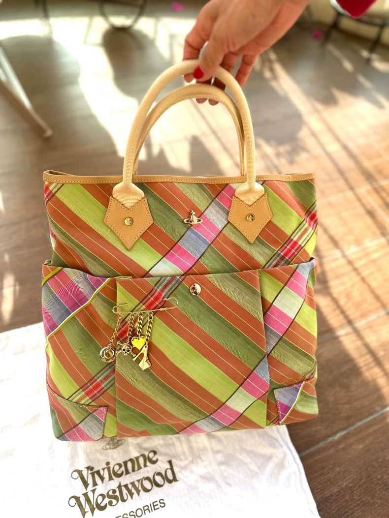 Vivienne Westwood Vivienne Westwood size os Carry a bag with one hand Size ONE SIZE - 3 Thumbnail