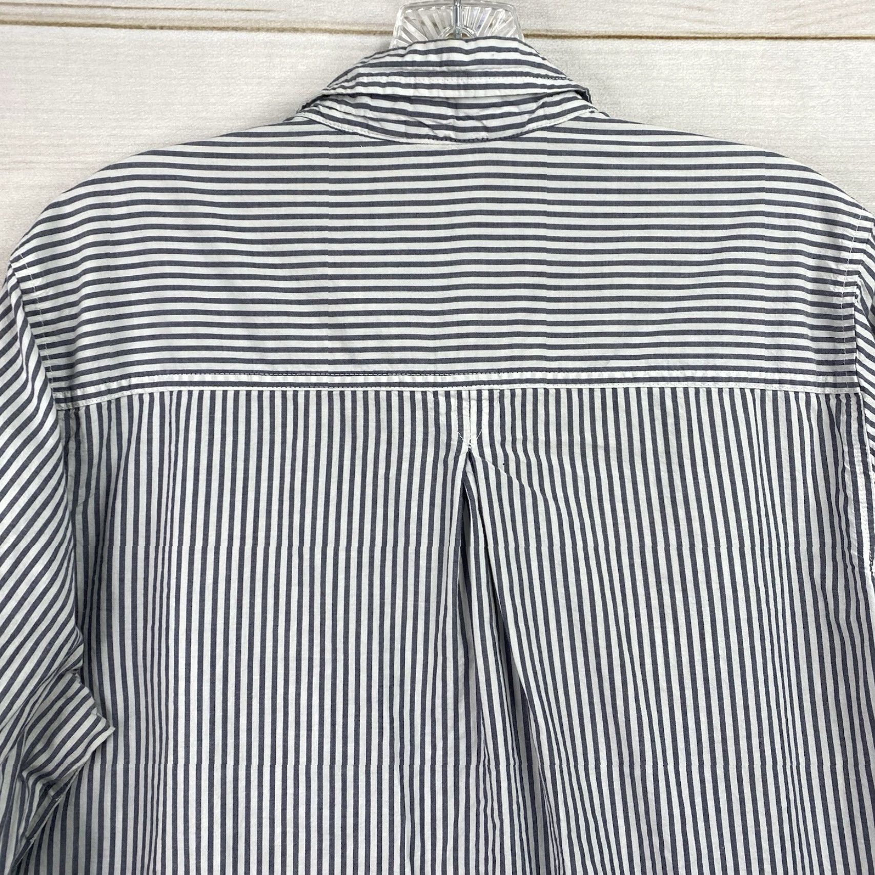 Old Navy Old Navy Tunic Shirt XL Blue Striped Casual Button-Up Women’s Shirt Size XL / US 12-14 / IT 48-50 - 7 Thumbnail