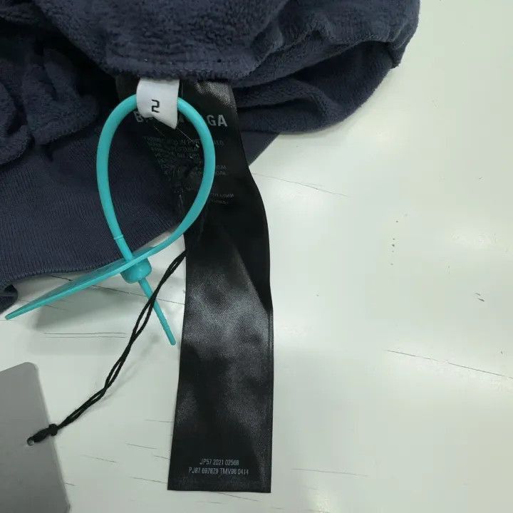 Balenciaga Balenciaga Logo Print Blue Long Sleeve Hoodie 0079-2507 Size US M / EU 48-50 / 2 - 3 Thumbnail