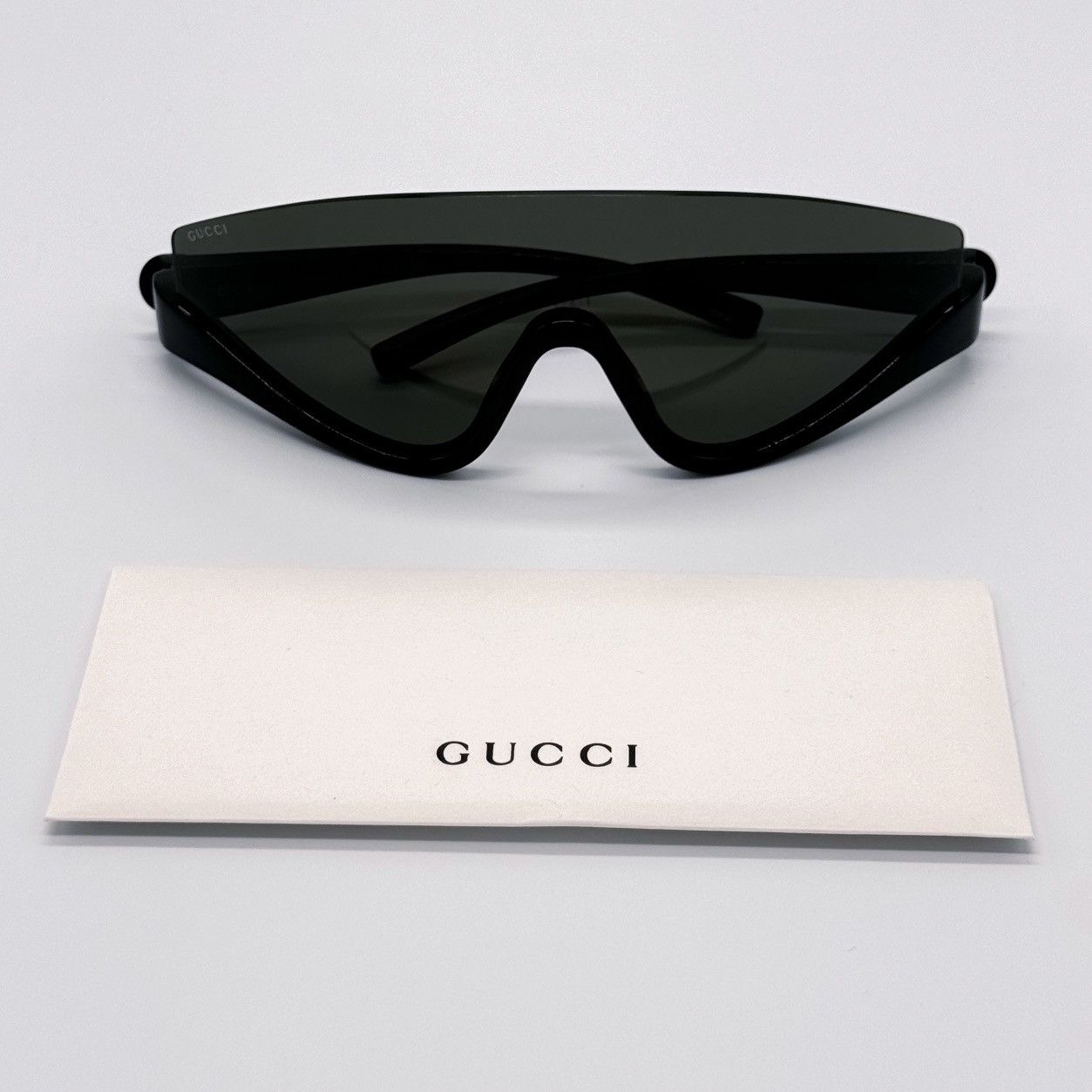 Gucci NEW GUCCI GG1650S 001 SHIELD BLACK WOMEN SUNGLASSES GUCCI Size ONE SIZE - 11 Thumbnail