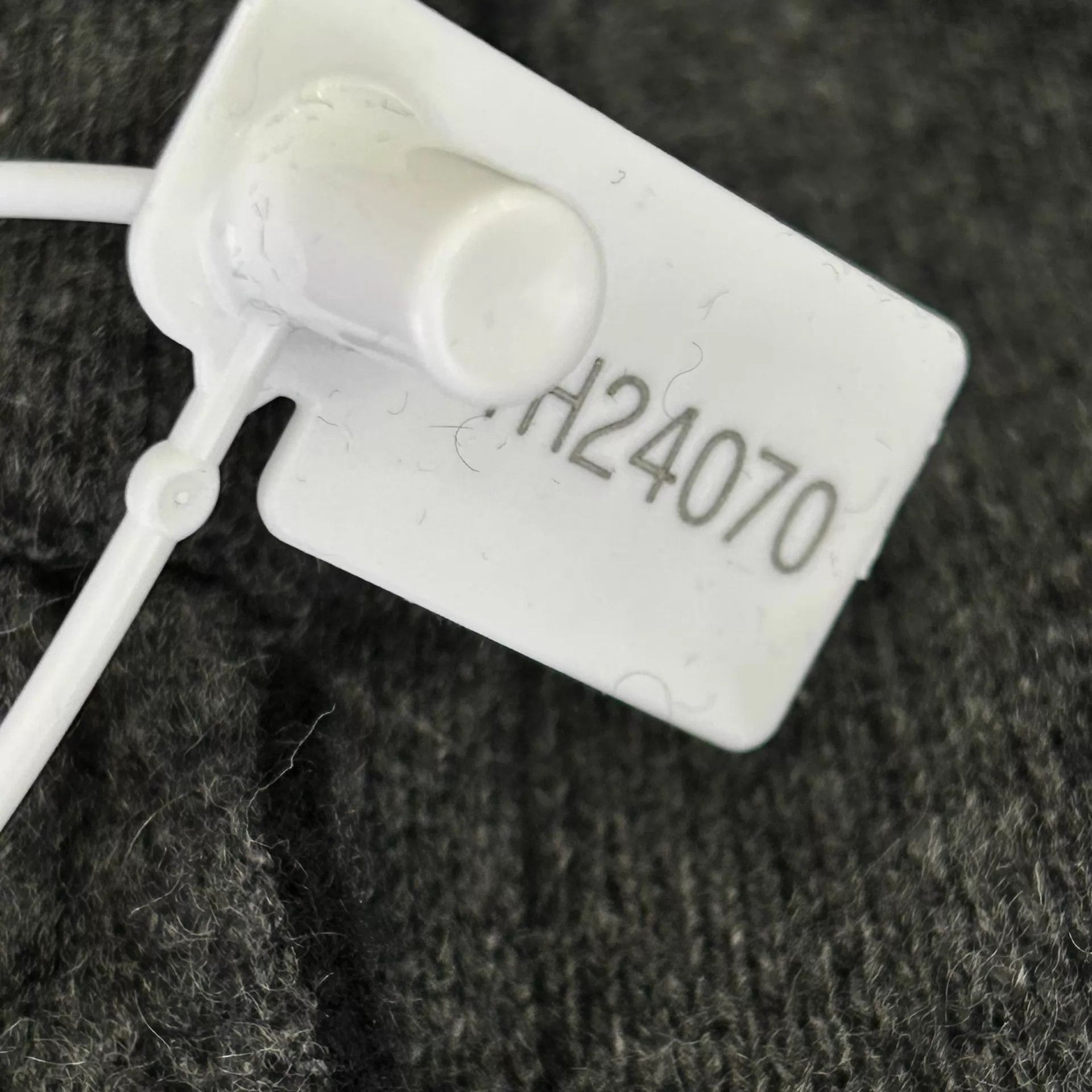 Fendi Fendi New Gray Cashmere Wool Blend Hooded Cardigan 44 Size US S / EU 44-46 / 1 - 7 Thumbnail
