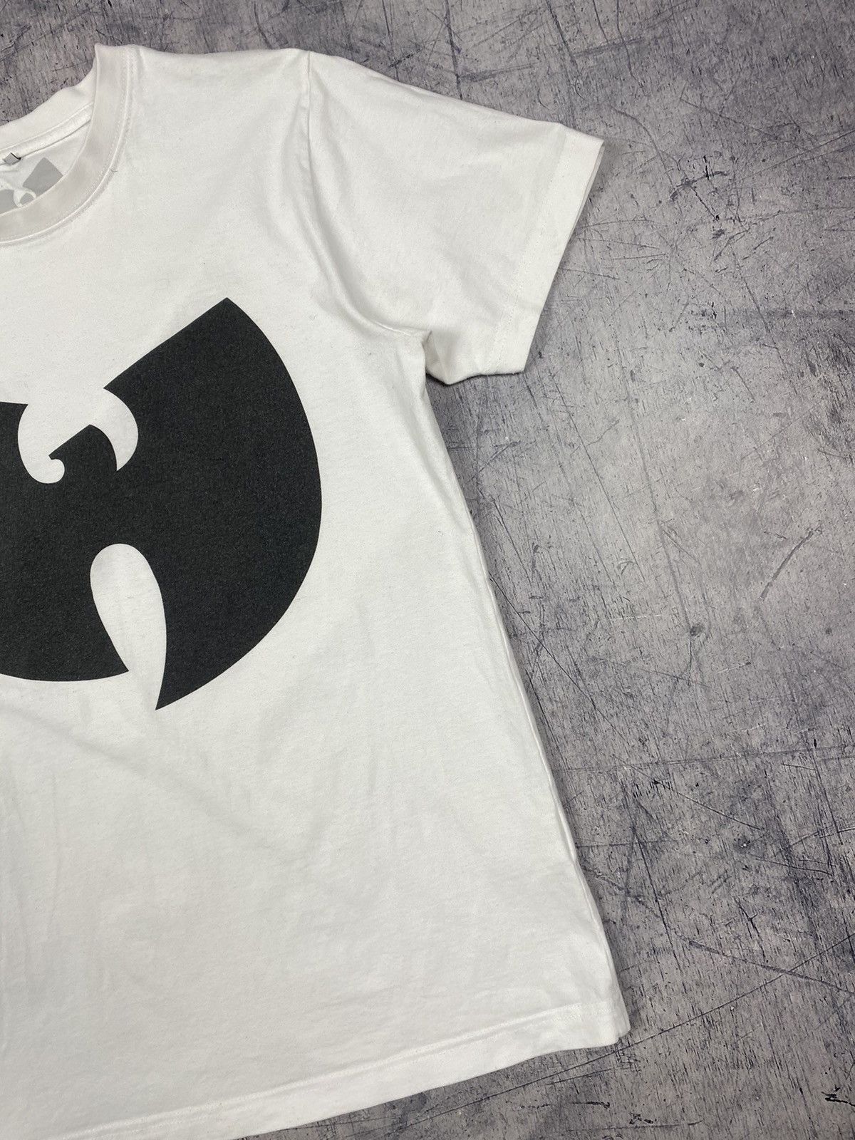 Vintage Wu Tang Clan Big Logo Tee Size US S / EU 44-46 / 1 - 4 Thumbnail