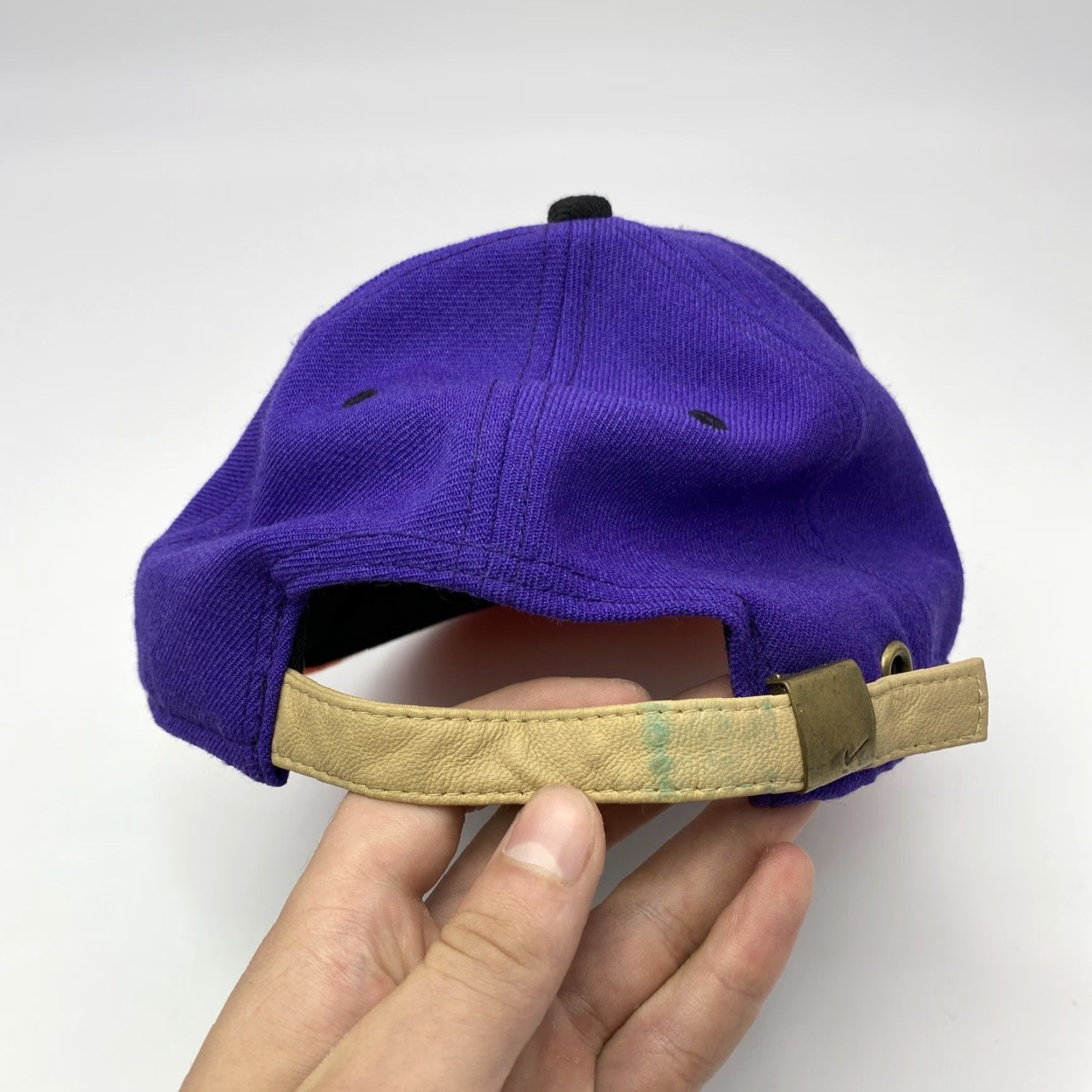 Nike NIKE TRUE ACG STRAPBACK HAT CAP PURPLE LEATHER ADJUSTABLE SOUTH BEACH UNISEX Size ONE SIZE - 4 Thumbnail