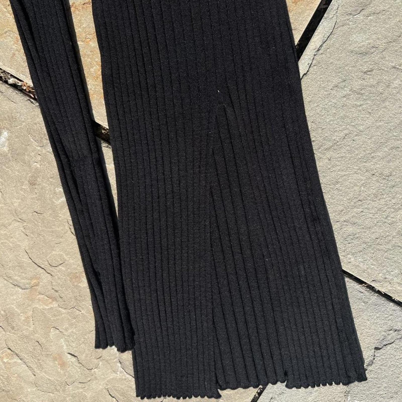 Other 2 Piece Vertical Texture Knit V-Neck Sweater Split Skirt Set Size 32" / US 10 / IT 46 - 3 Thumbnail