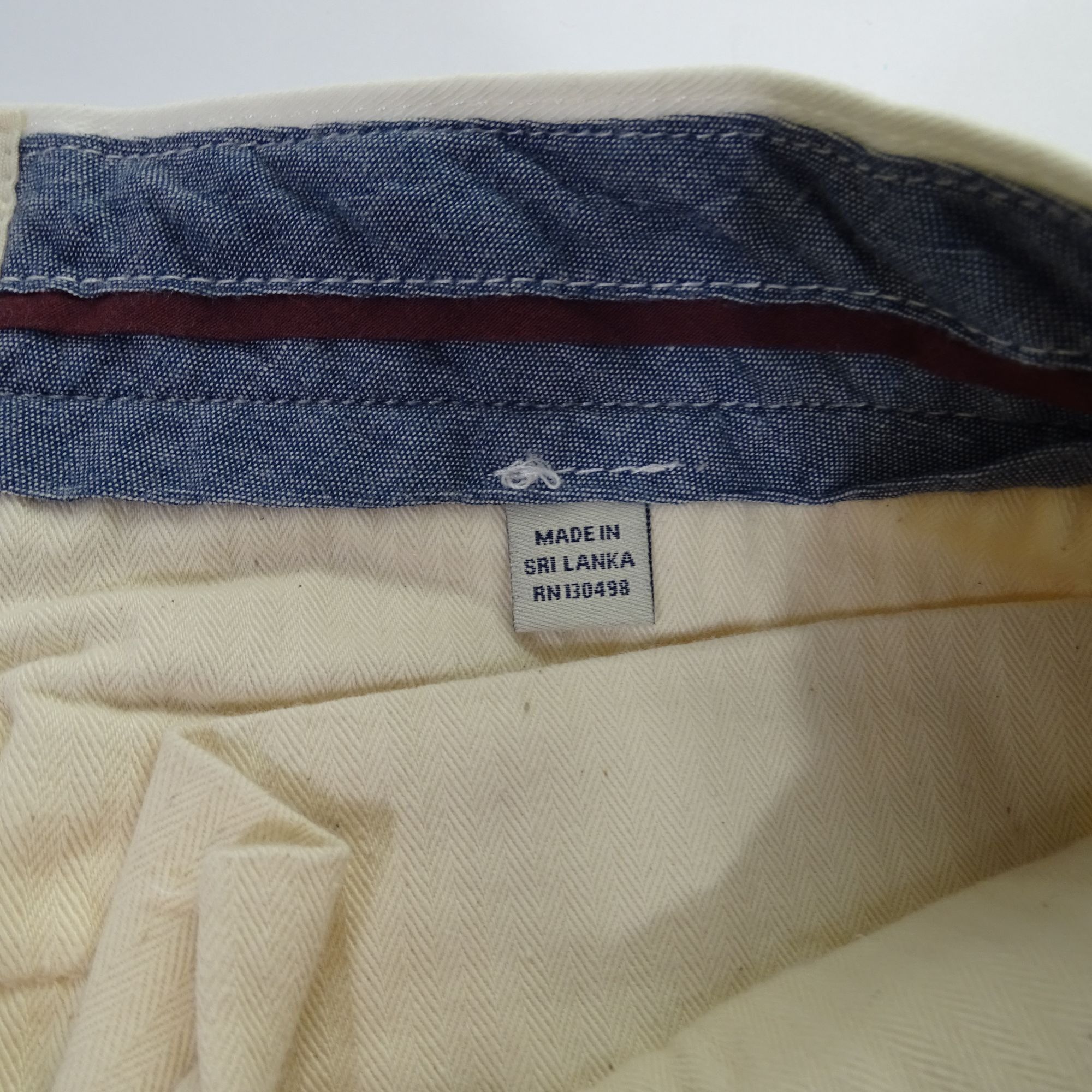 Jack Wills Jack Wills Men Ivory Cotton Chino Shorts Size 34 Bermuda Size US 34 / EU 50 - 6 Thumbnail