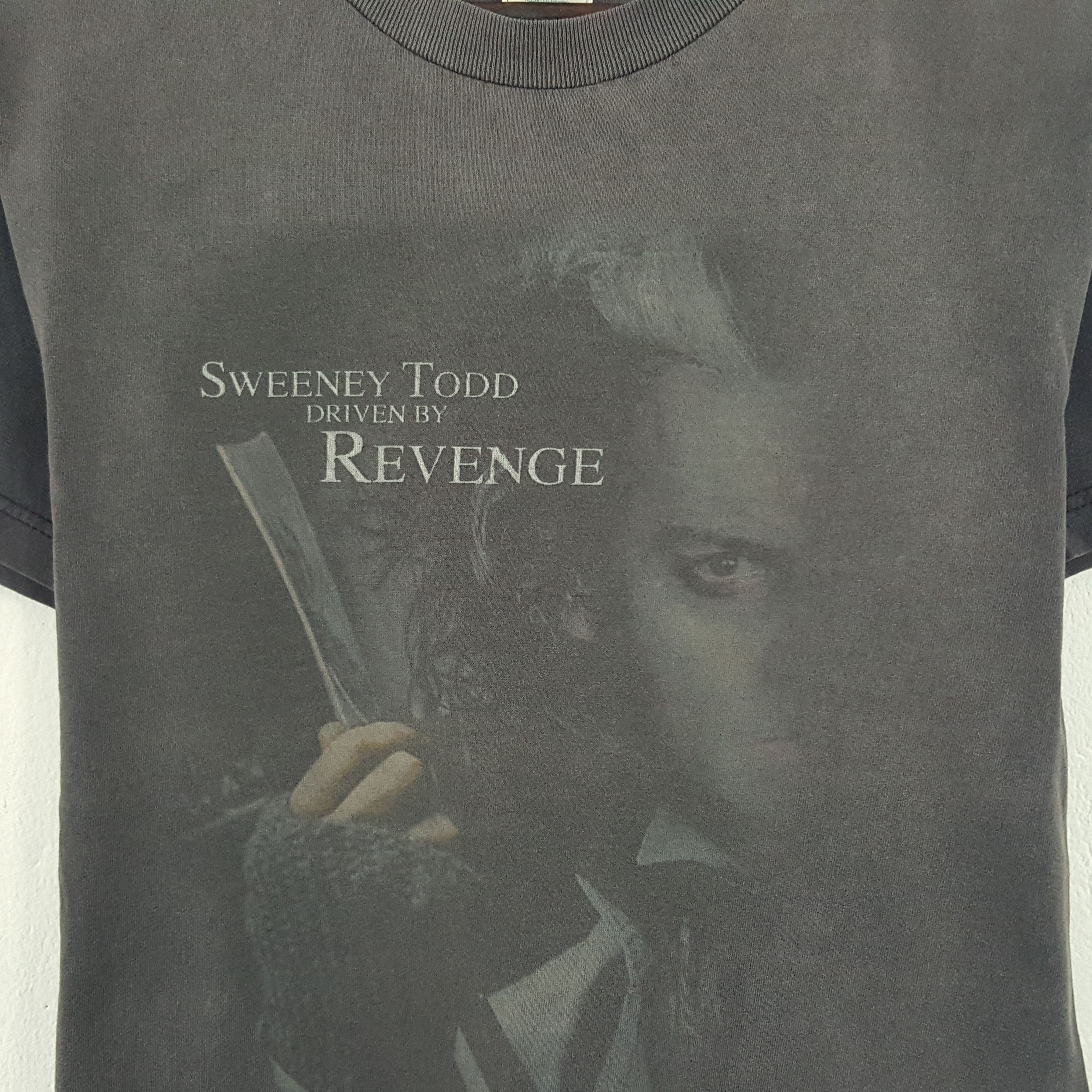Vintage Vintage Sweeney Todd Driven By Revenge Tshirt Size US S / EU 44-46 / 1 - 2 Thumbnail