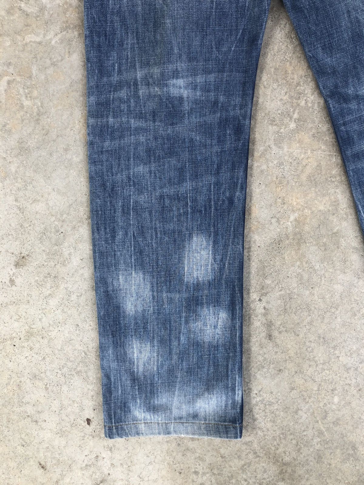 Japanese Brand Japanese Big Train Embroidered Jeans Distressed Jeans Size US 29 - 12 Thumbnail