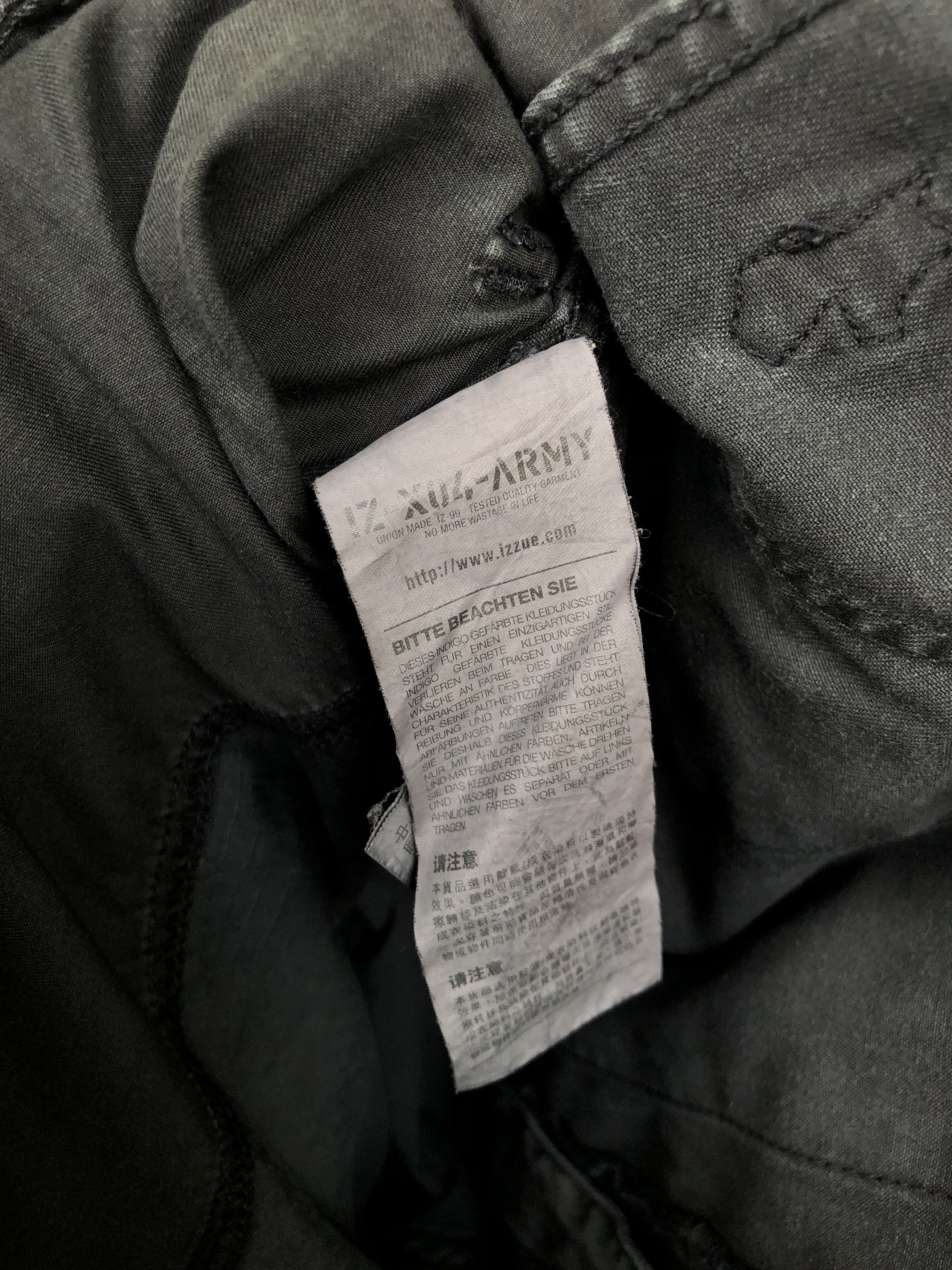 Japanese Brand × izzue Izzue IX-X04 Army patchwork cargo short pants Size US 36 / EU 52 - 13 Thumbnail