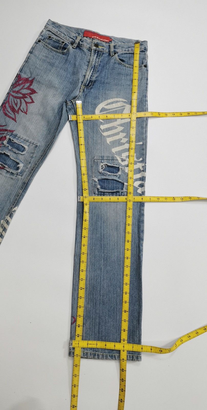 Le Grande Bleu (L.G.B.) Madonnalily Christianity Jude Bloom Prints Denim Jeans Size US 29 - 14 Thumbnail