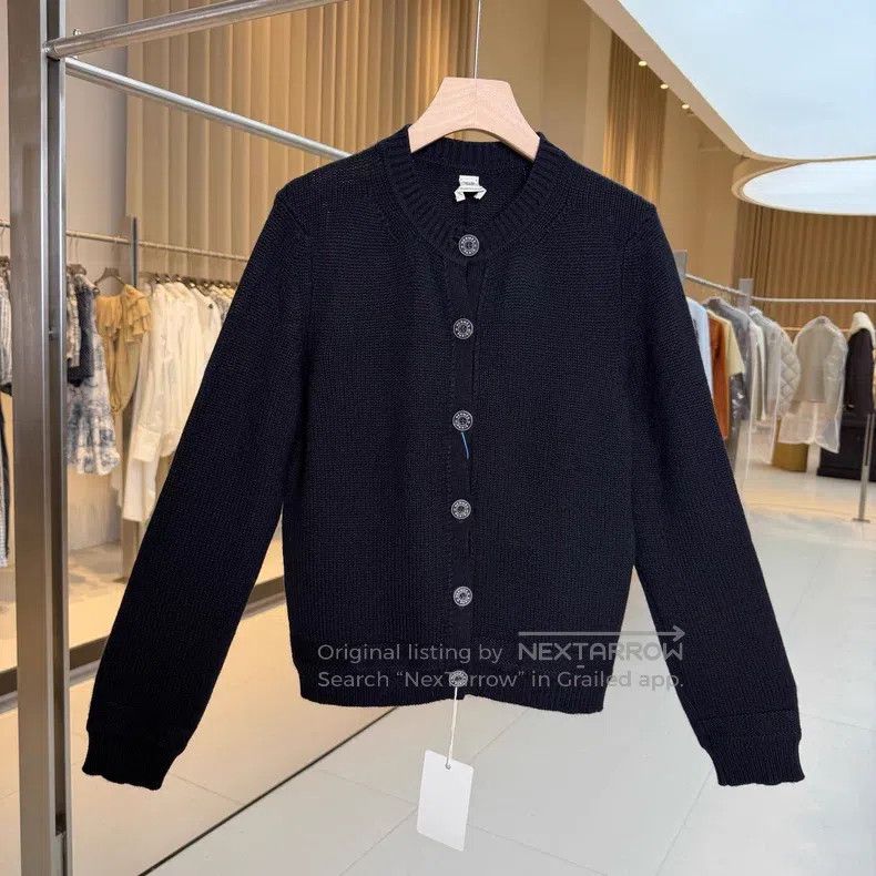 Hermes Hermes Black Slim Cashmere Cardigan Jacket Size XS / US 0-2 / IT 36-38 - 1 Thumbnail