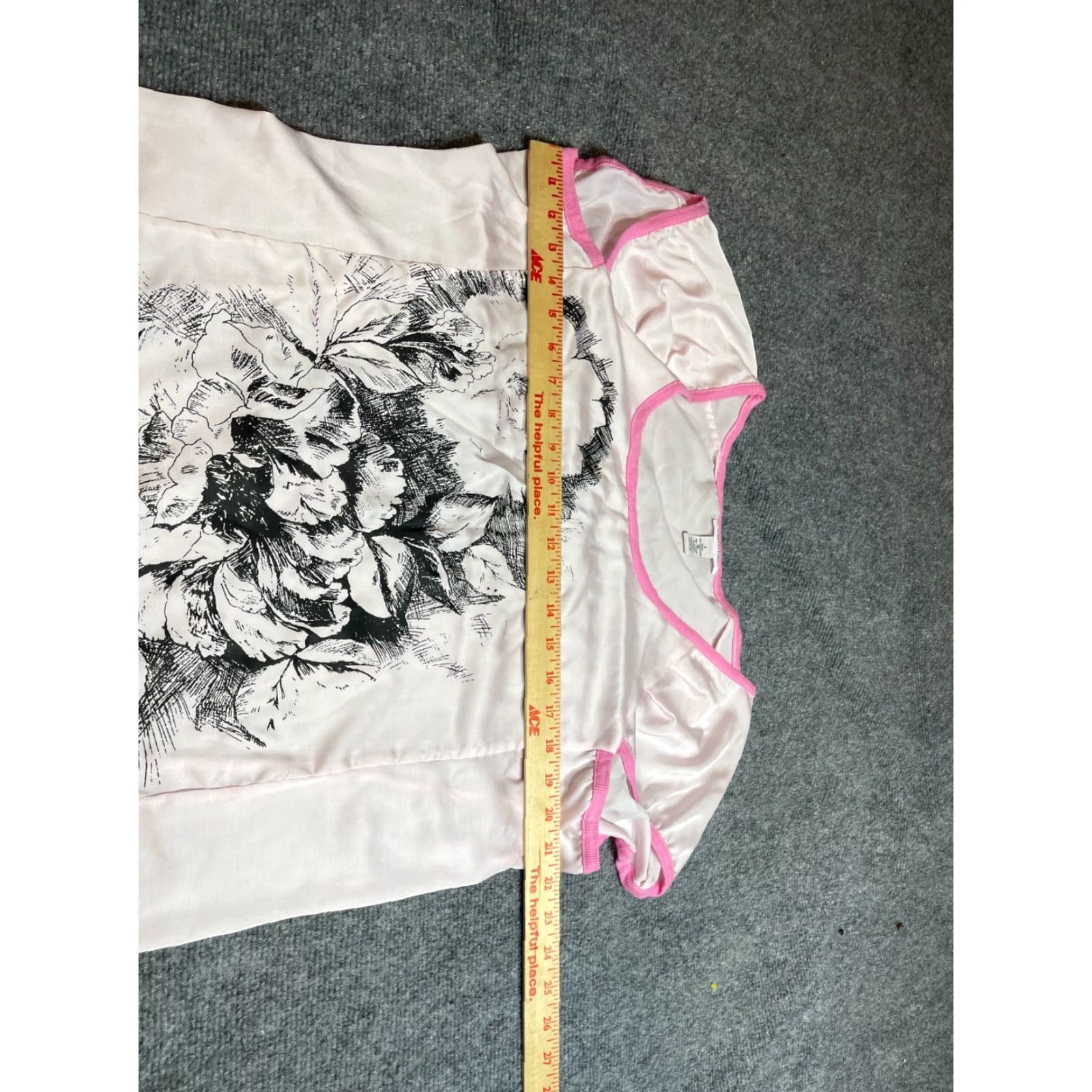 Calvin Klein Calvin Klein Top Womens Small S Pink Short Sleeve Floral Blouse Womens S Pink Floral Casual Everyday Blouse Size S / US 4 / IT 40 - 3 Thumbnail