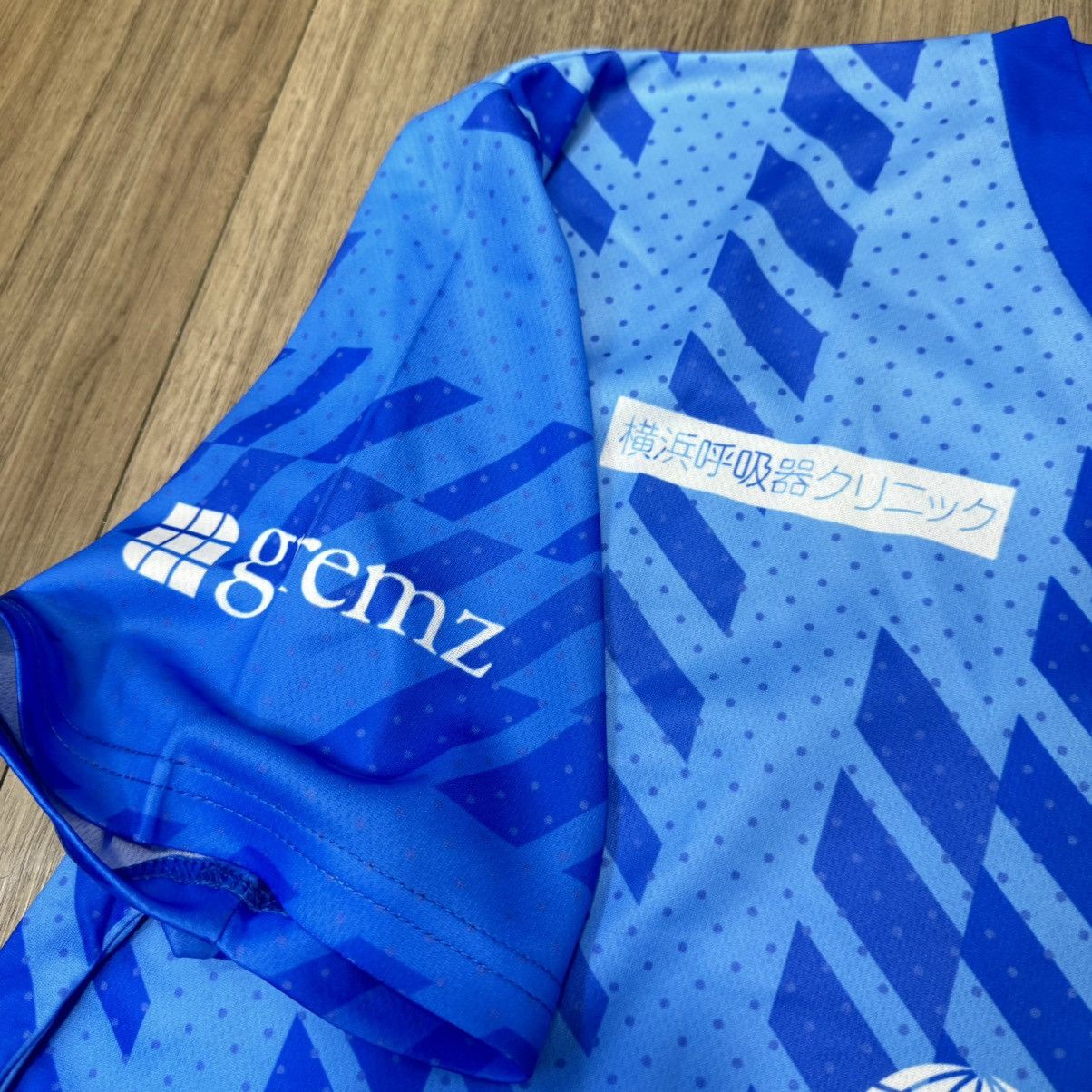 Japanese Brand Yokohama FC supporter jersey Size US L / EU 52-54 / 3 - 4 Thumbnail