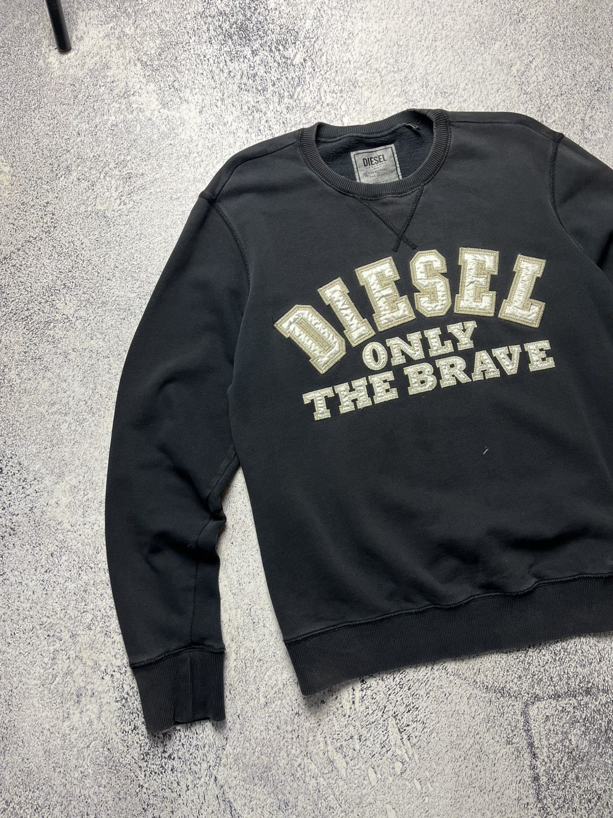 Other Vintage Diesel Distressed Big Ligo Sweatshirt Y2K Size US M / EU 48-50 / 2 - 5 Thumbnail