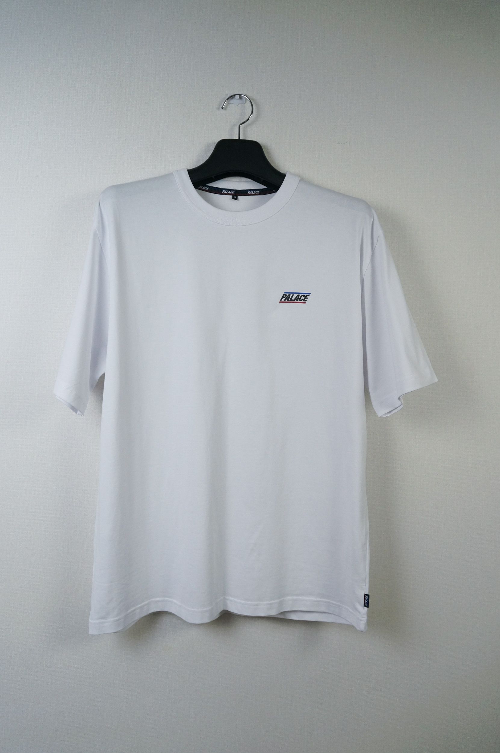 Palace Palace Basic Logo T-shirt - White Size US XL / EU 56 / 4 - 1 Thumbnail