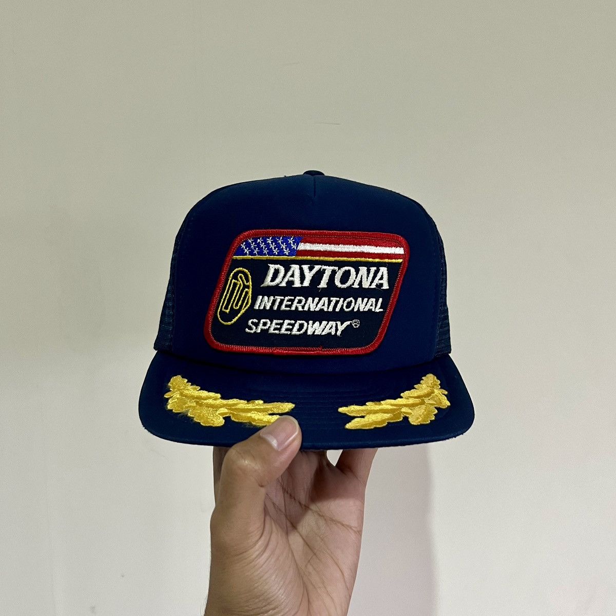 Other Vintage Daytona International Speedway Mesh Trucker Snapback Size ONE SIZE - 1 Thumbnail