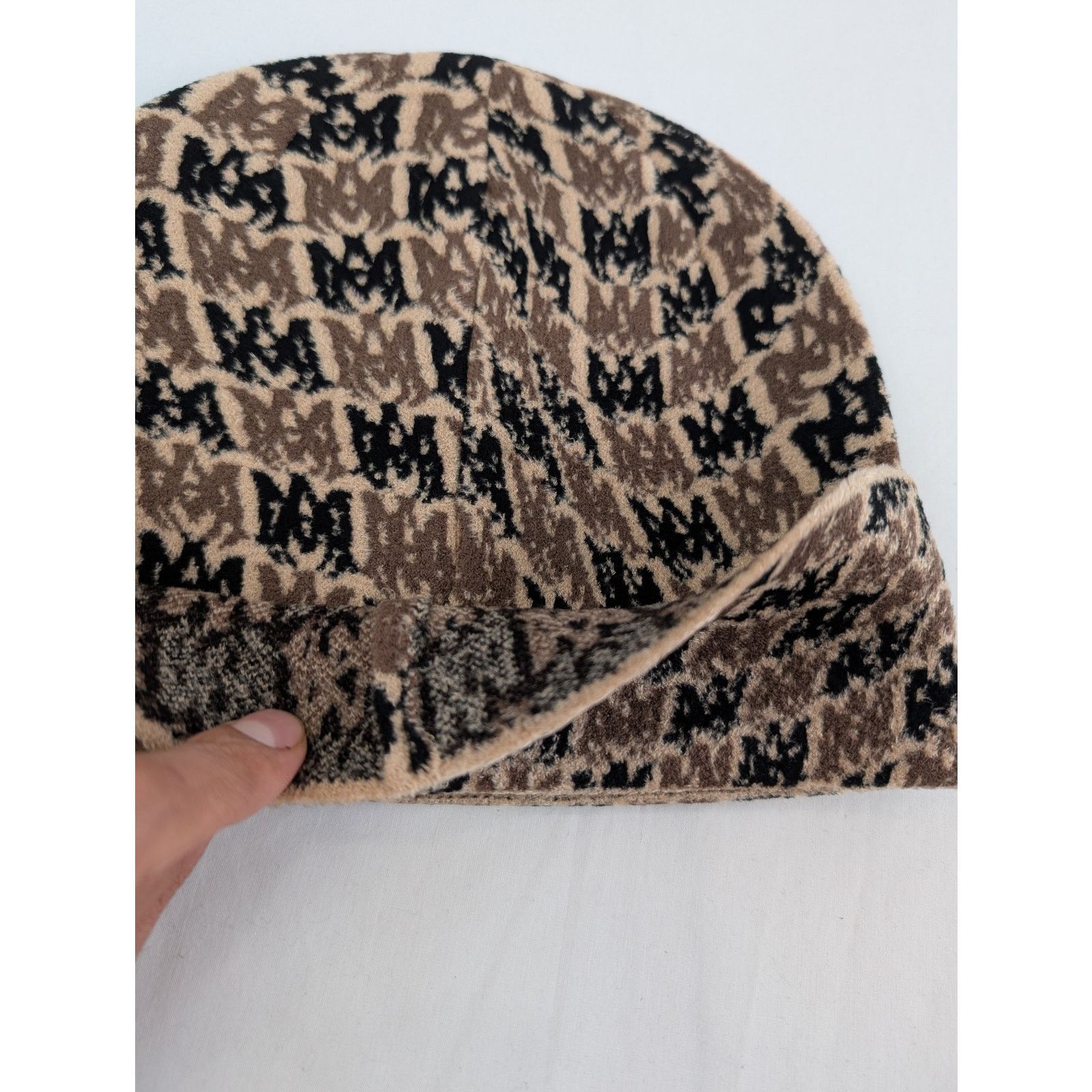 Amiri o1rshd1 Q:4 / Size: OS / MA Swirl Beanie Cap / Hat in Camel Size ONE SIZE - 4 Thumbnail