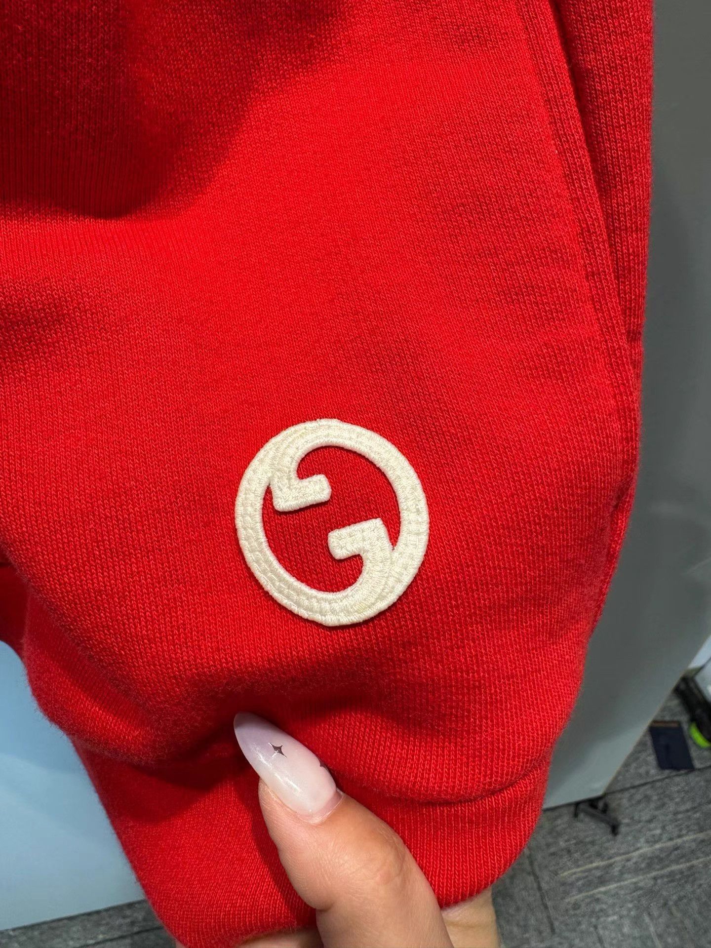 Gucci Gucci Red Zip-up Hoodie with Striped Sleeves K36 Size US XS / EU 42 / 0 - 3 Thumbnail