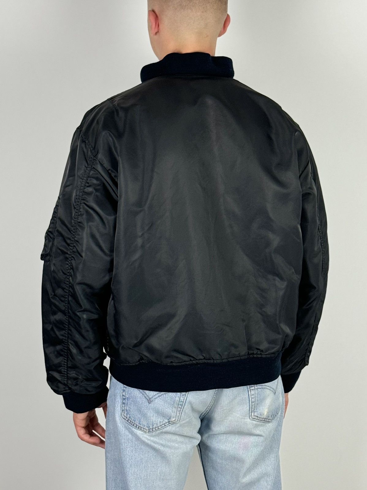 Vintage Vintage Reversible Distressed MA-1 Black Bomber Jacket Size US L / EU 52-54 / 3 - 3 Thumbnail
