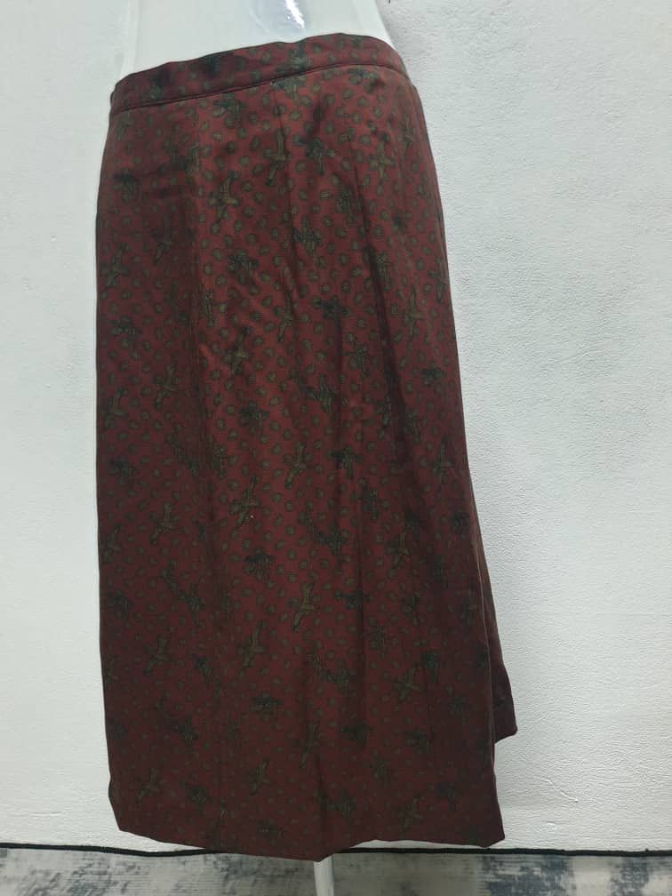 Burberry Vintage Burberry Liberty burgendy Skirt Size 31" - 9 Thumbnail
