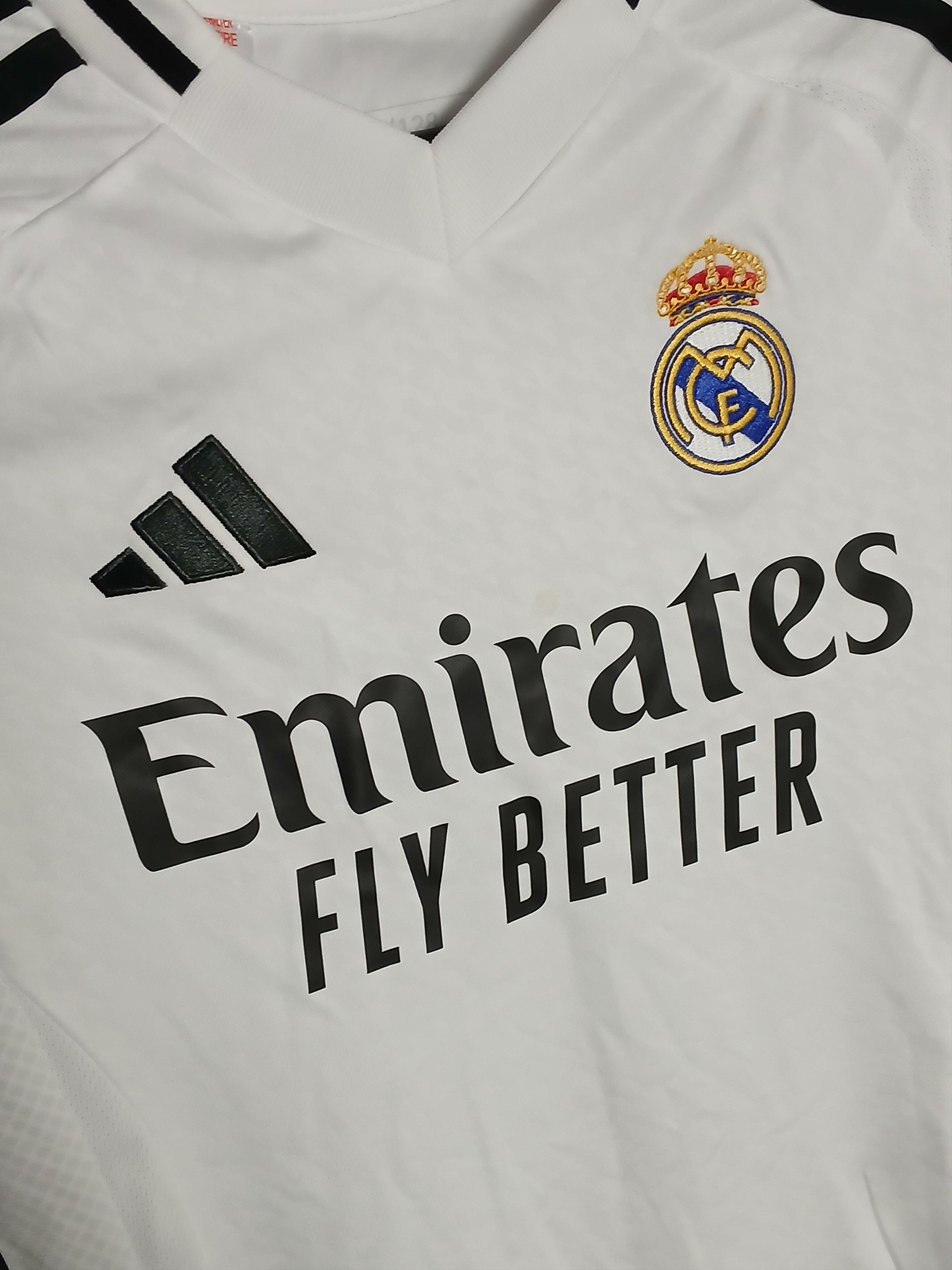 Adidas KIDS New Real Madrid 24/25 Home Football Jersey T-Shirt Size US S / EU 44-46 / 1 - 3 Thumbnail