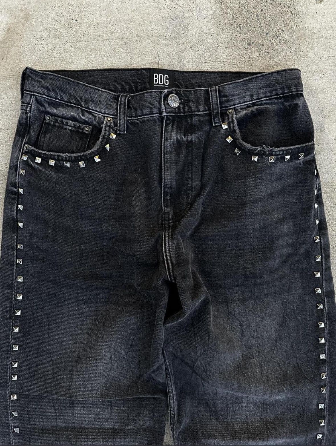 Bdg Baggy studded jeans Size US 30 / EU 46 - 2 Thumbnail