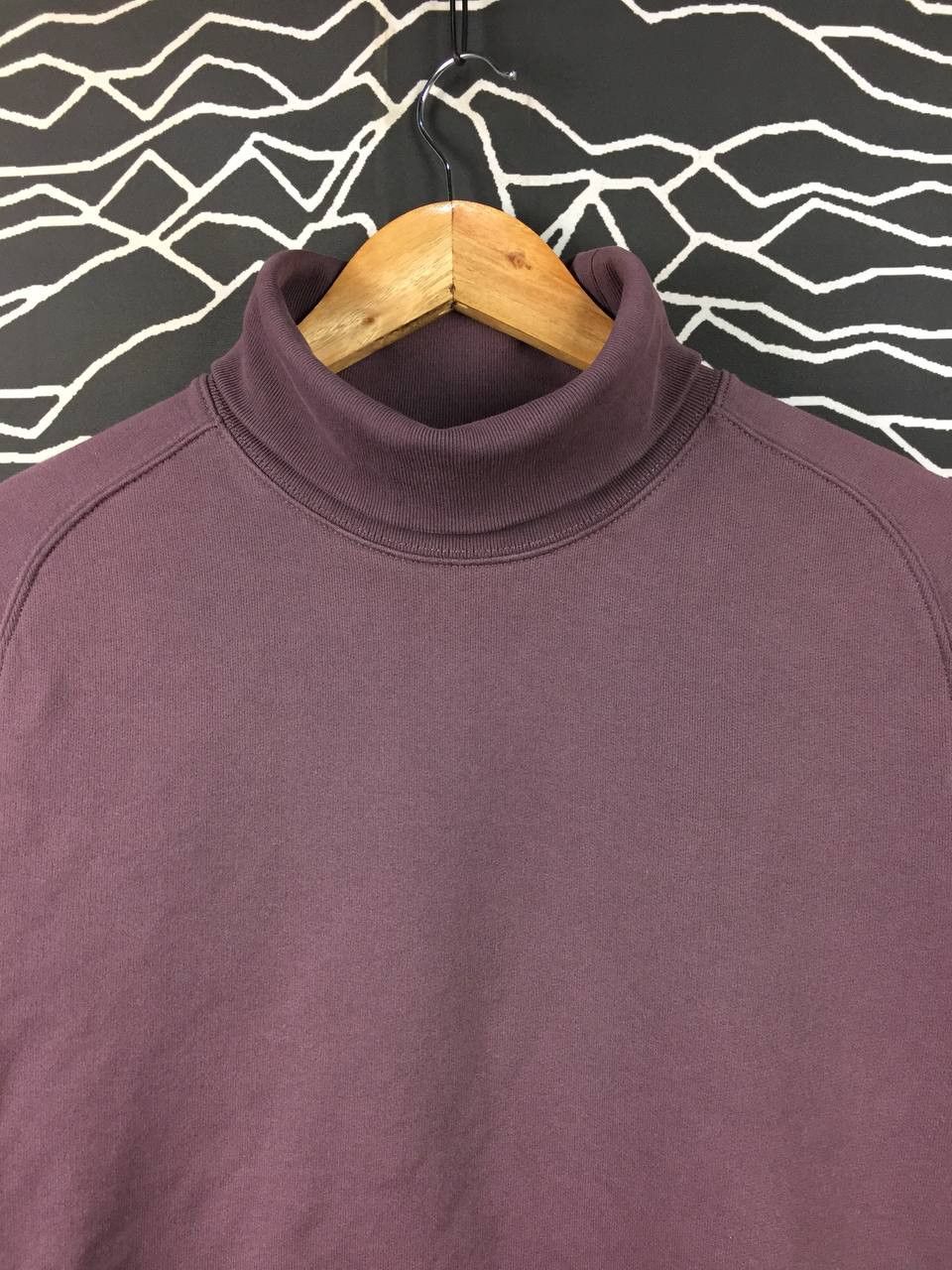 Uniqlo Uniqlo Turtleneck Minimalist Raglan Sleeves Boxy Sweatshirt Size US S / EU 44-46 / 1 - 3 Thumbnail