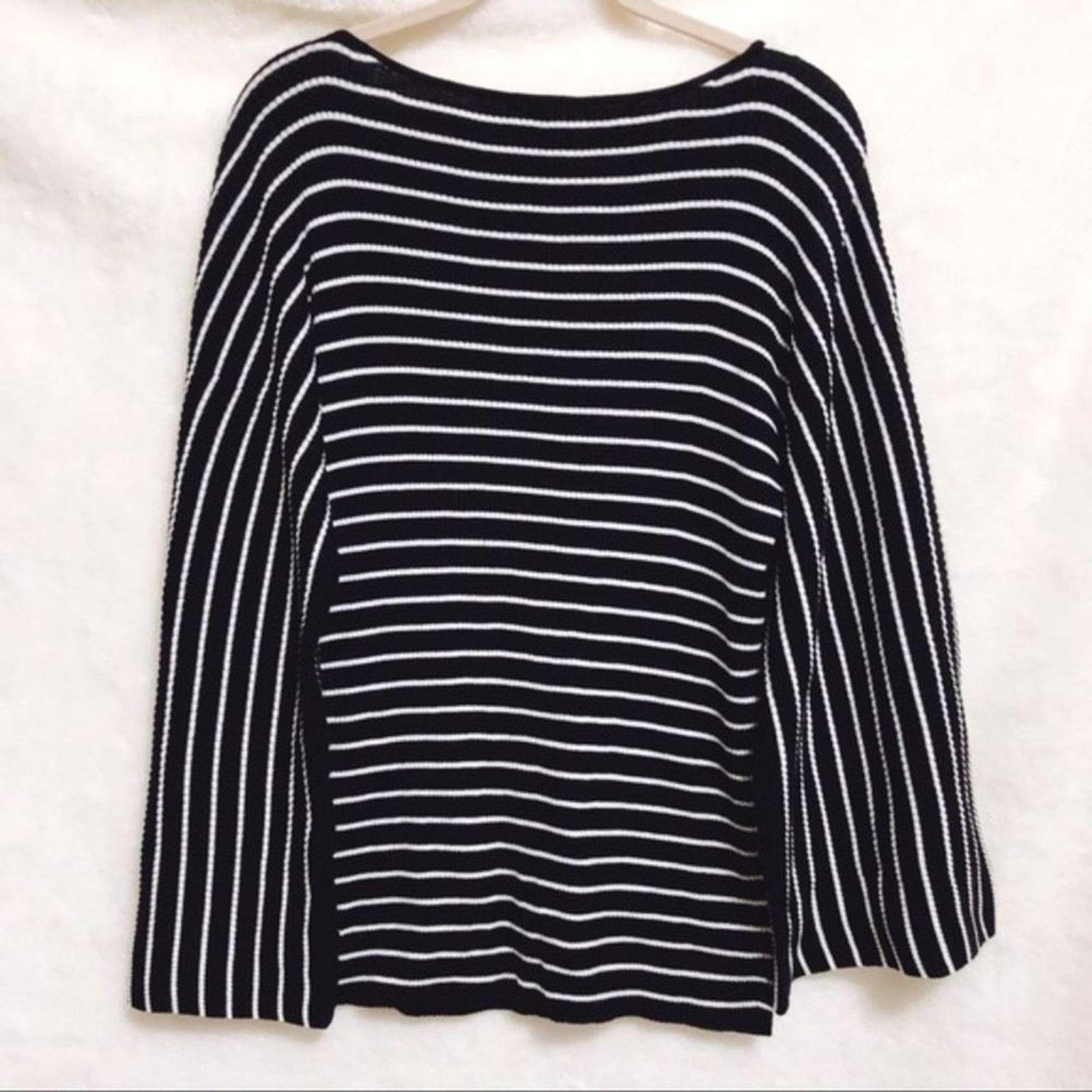 Ann Taylor Ann Taylor Black & White Striped Wide Sleeve Top Size M / US 6-8 / IT 42-44 - 3 Thumbnail