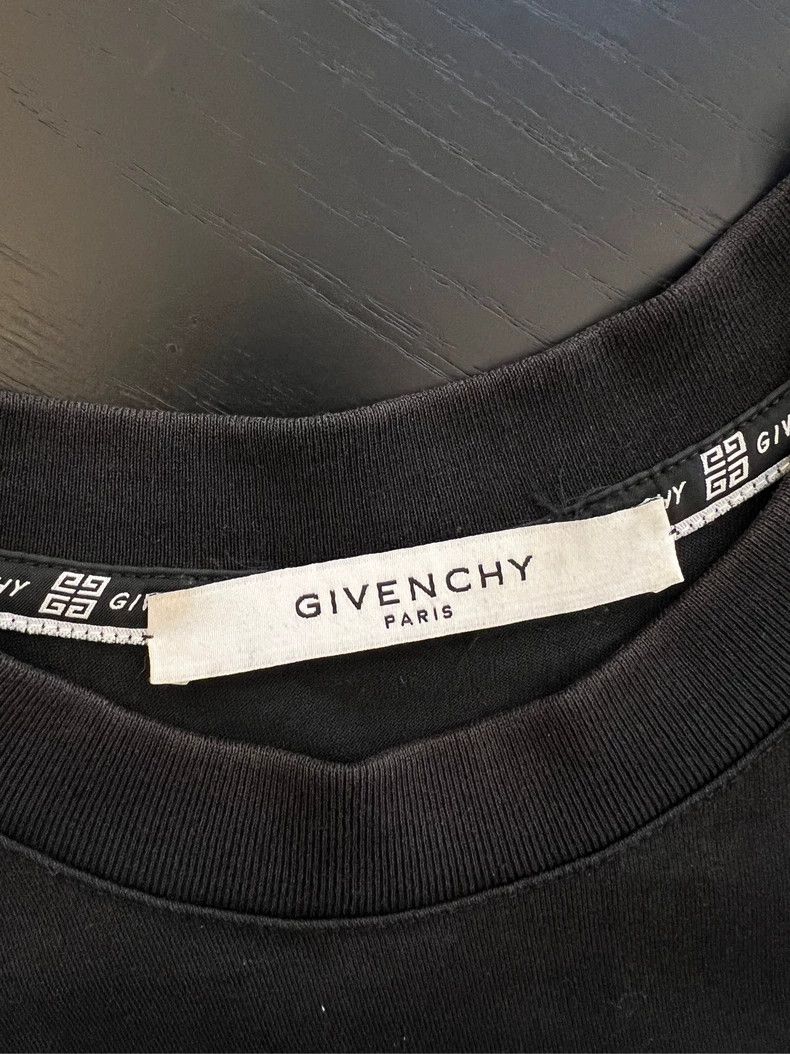 Givenchy Givenchy Printed destroyed font logo short-sleeve, black Size US XS / EU 42 / 0 - 3 Thumbnail